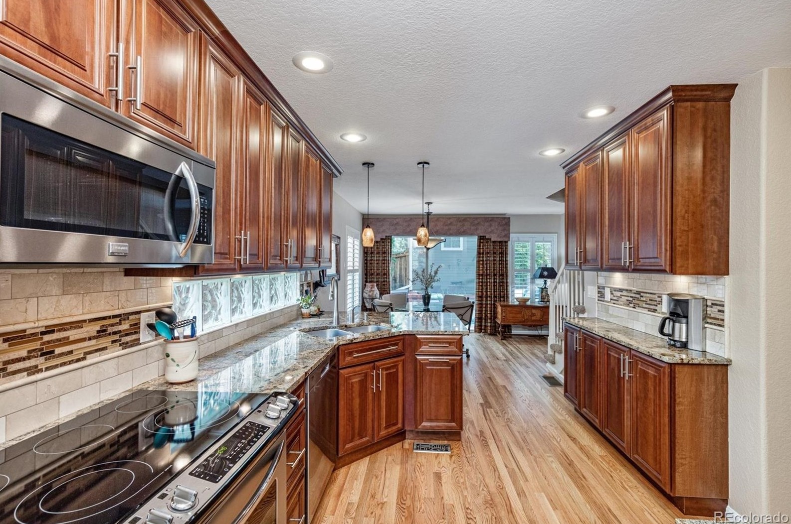 1431 Laurenwood Way, Littleton CO 80129-5600 exterior