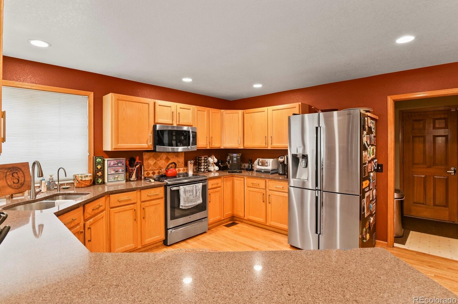 9948 Cottoncreek Dr, Littleton CO 80130-3823 exterior