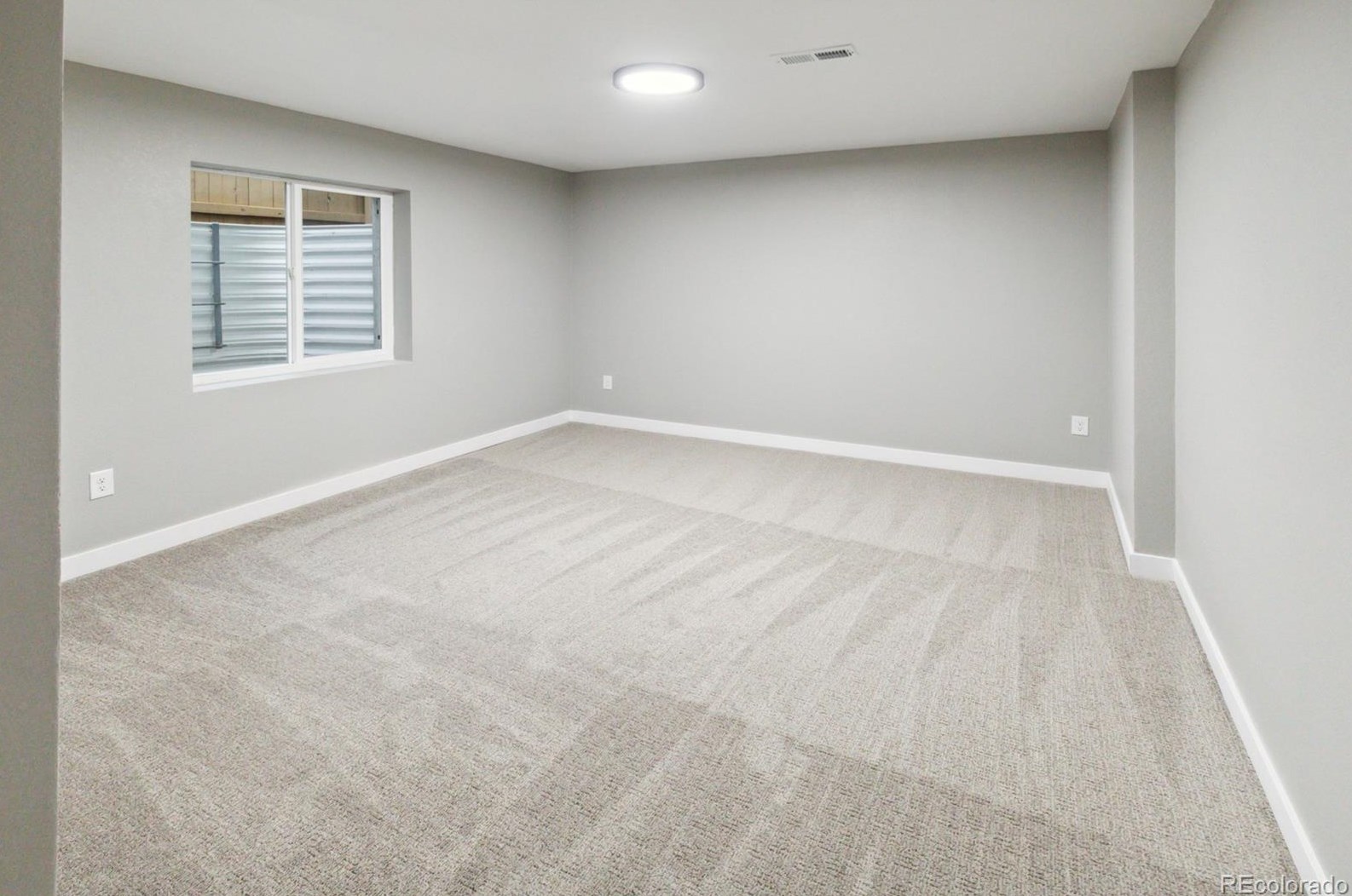 3142 Spearwood Dr, Littleton CO  80126-7561 exterior