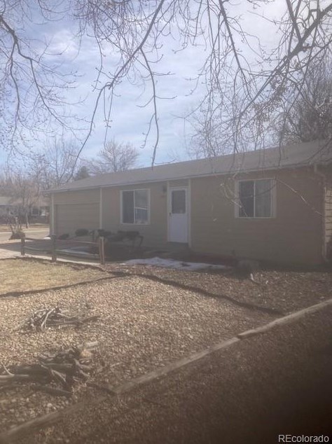 15590 Bates Ave, Denver CO  80013-1606 exterior
