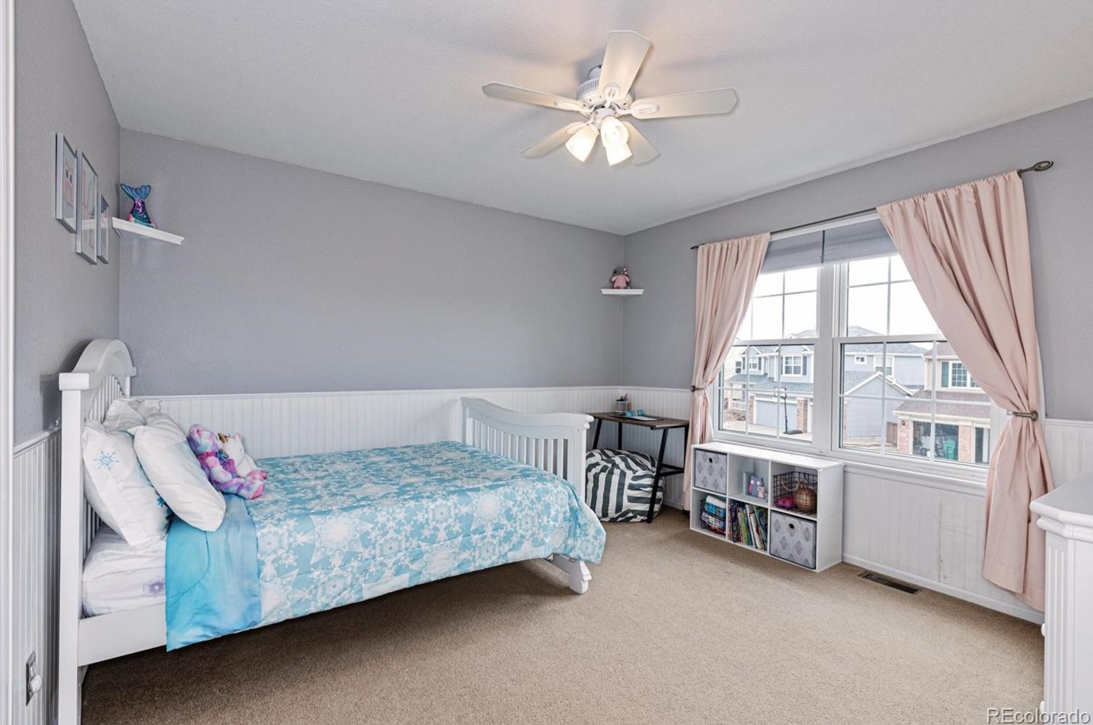 9859 Silver Maple Rd, Littleton CO 80129-5438 exterior