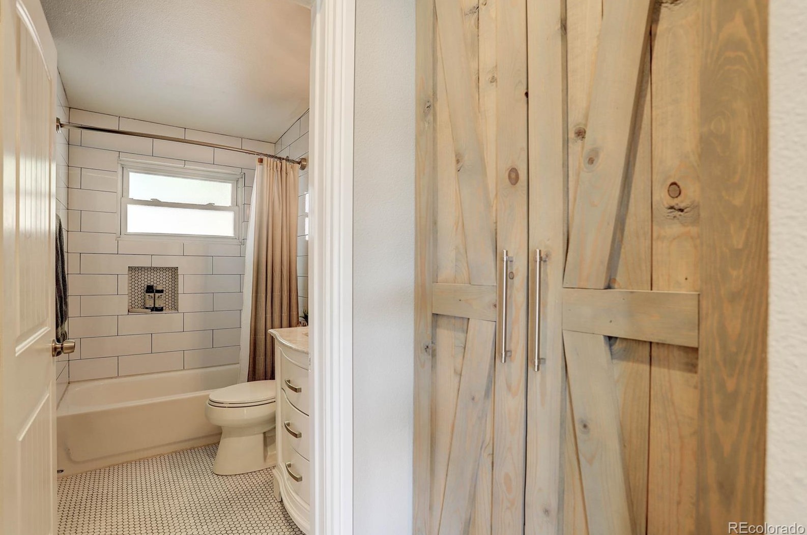 5900 Estes Ct, Arvada CO  80004-5448 exterior