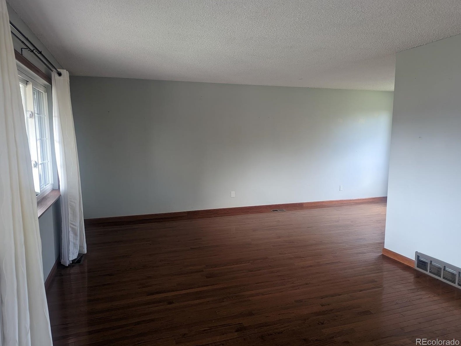 8595 Arbor Pl, Littleton, CO 80123-3211