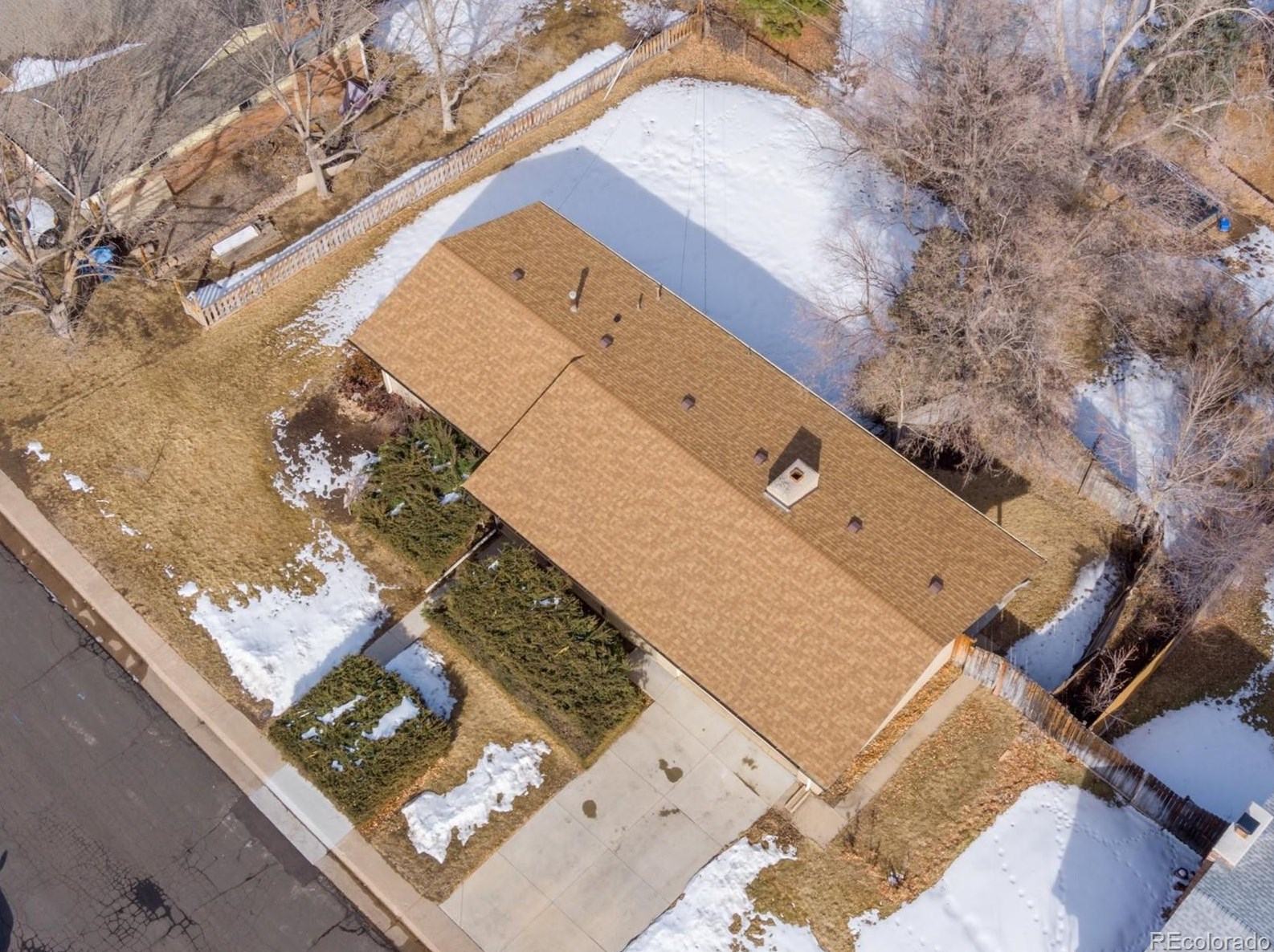 5220 Meade St, Littleton CO 80123-1744 exterior