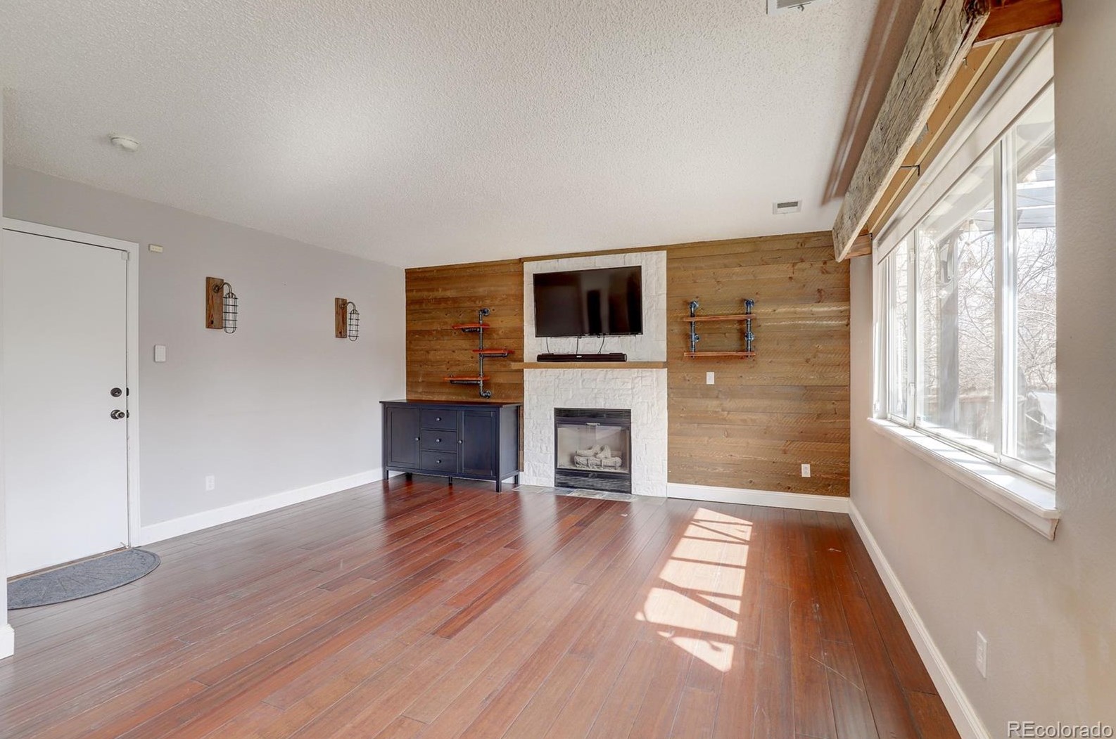 4356 Bennington Ave, Castle Rock CO  80104-8581 exterior