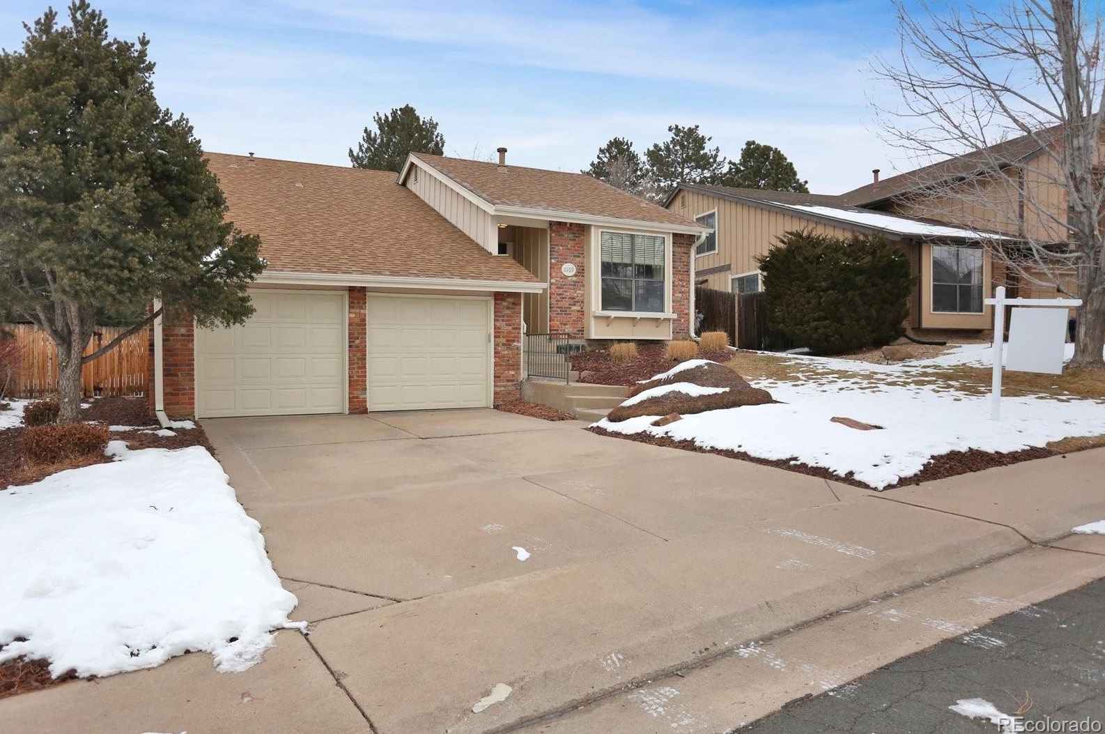 11169 Twin Thumbs Pass, Littleton, CO 80127-4004