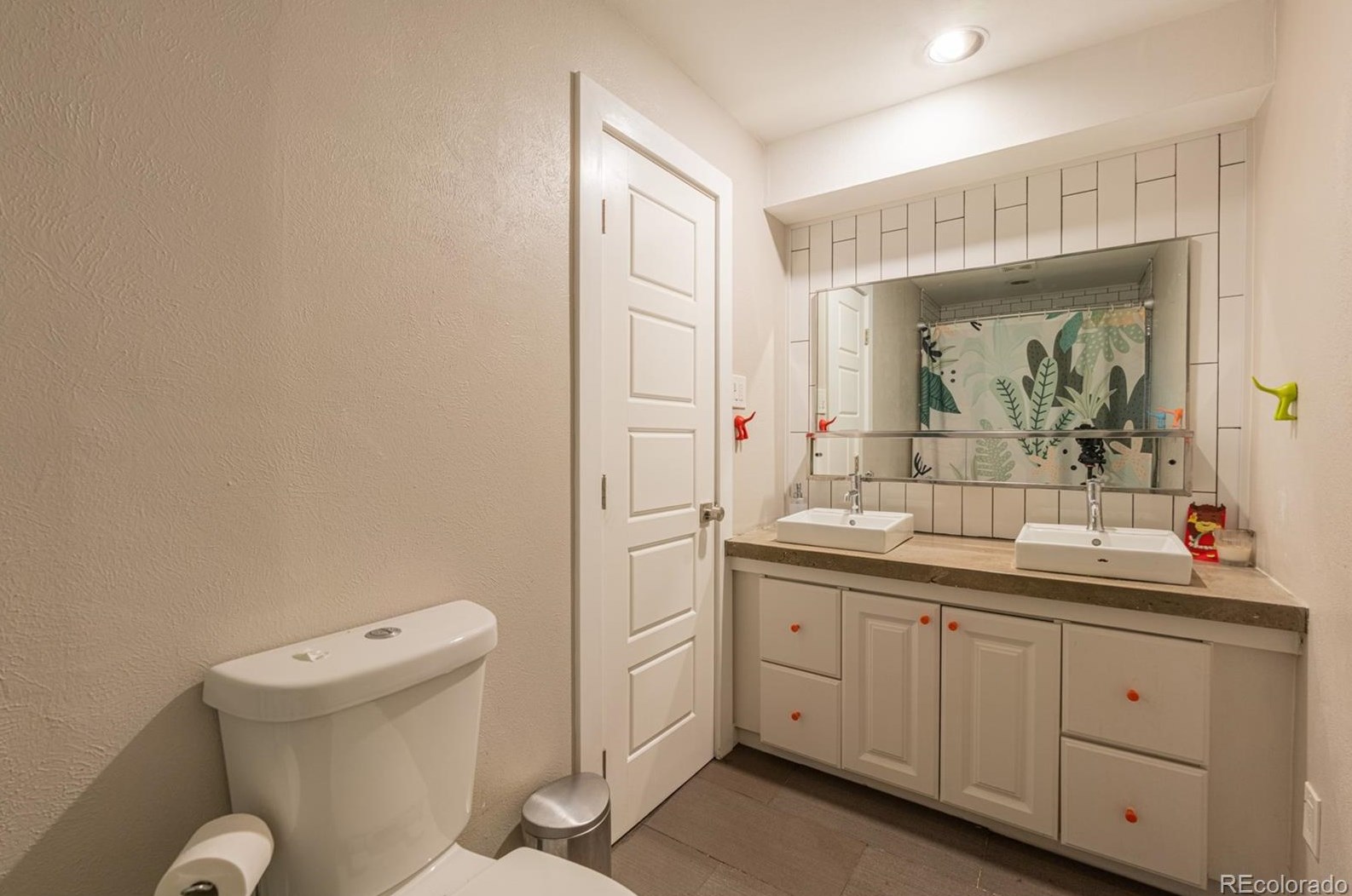 520 Aberdeen Ave, Littleton CO 80120-2711 exterior