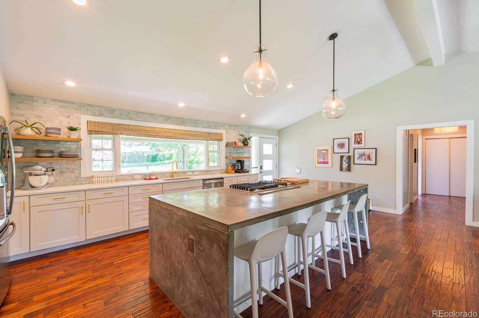 520 Aberdeen Ave, Littleton CO 80120-2711 exterior