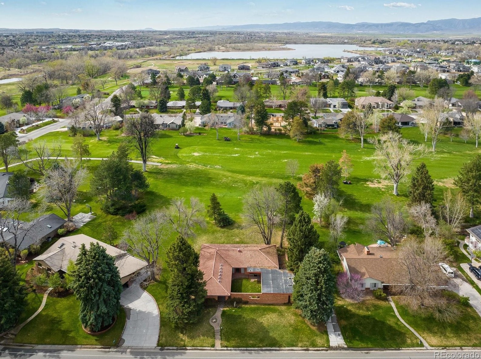 26 Fairway Ln, Littleton CO 80123-6664 exterior