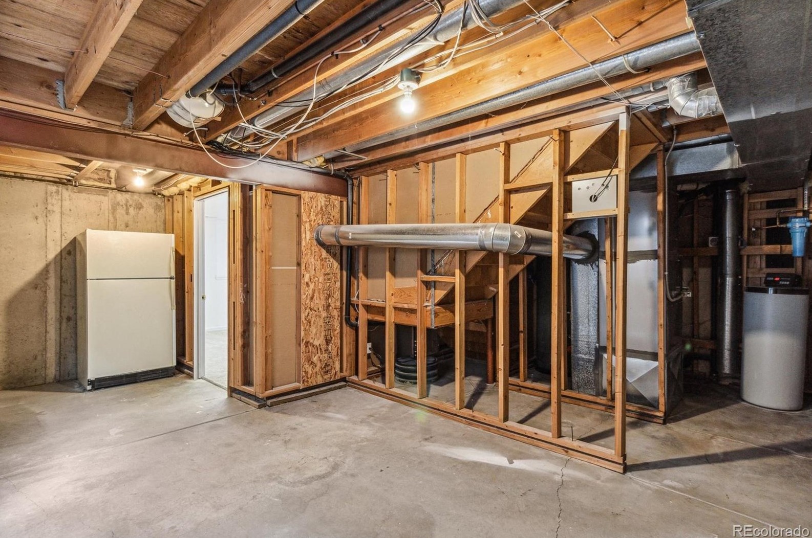 9569 Brentford Dr, Littleton CO 80130-3785 exterior