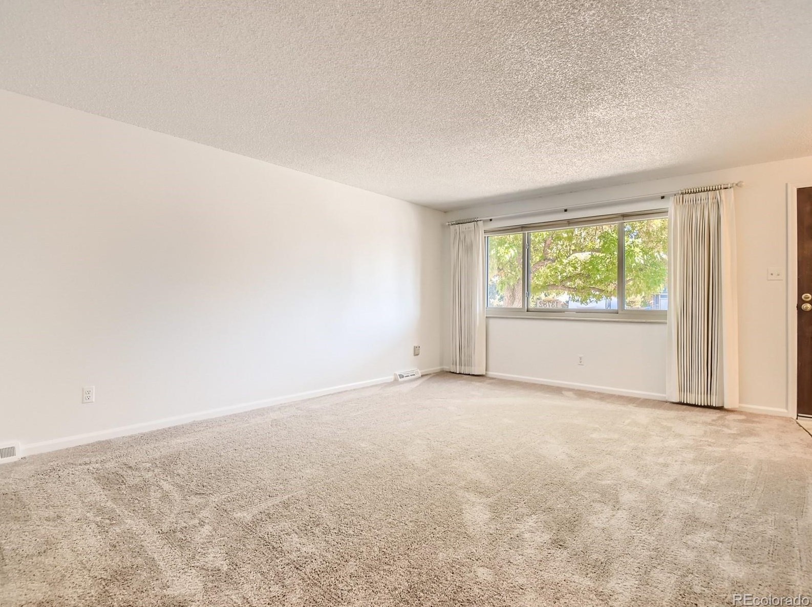 13782 Omega Cir, Littleton, CO 80124-2516