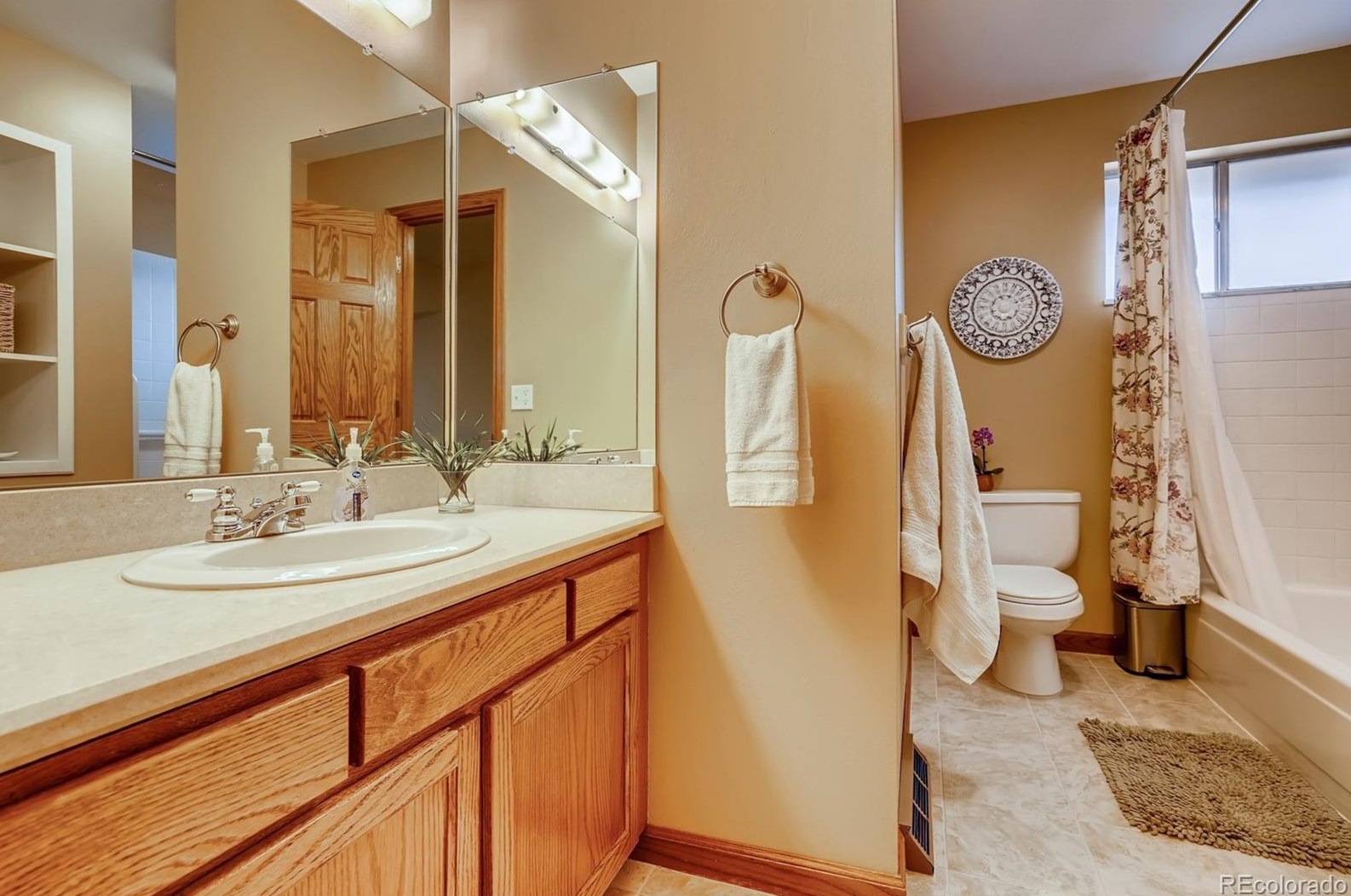 7820 Franklin Way, Littleton CO 80122-3111 exterior