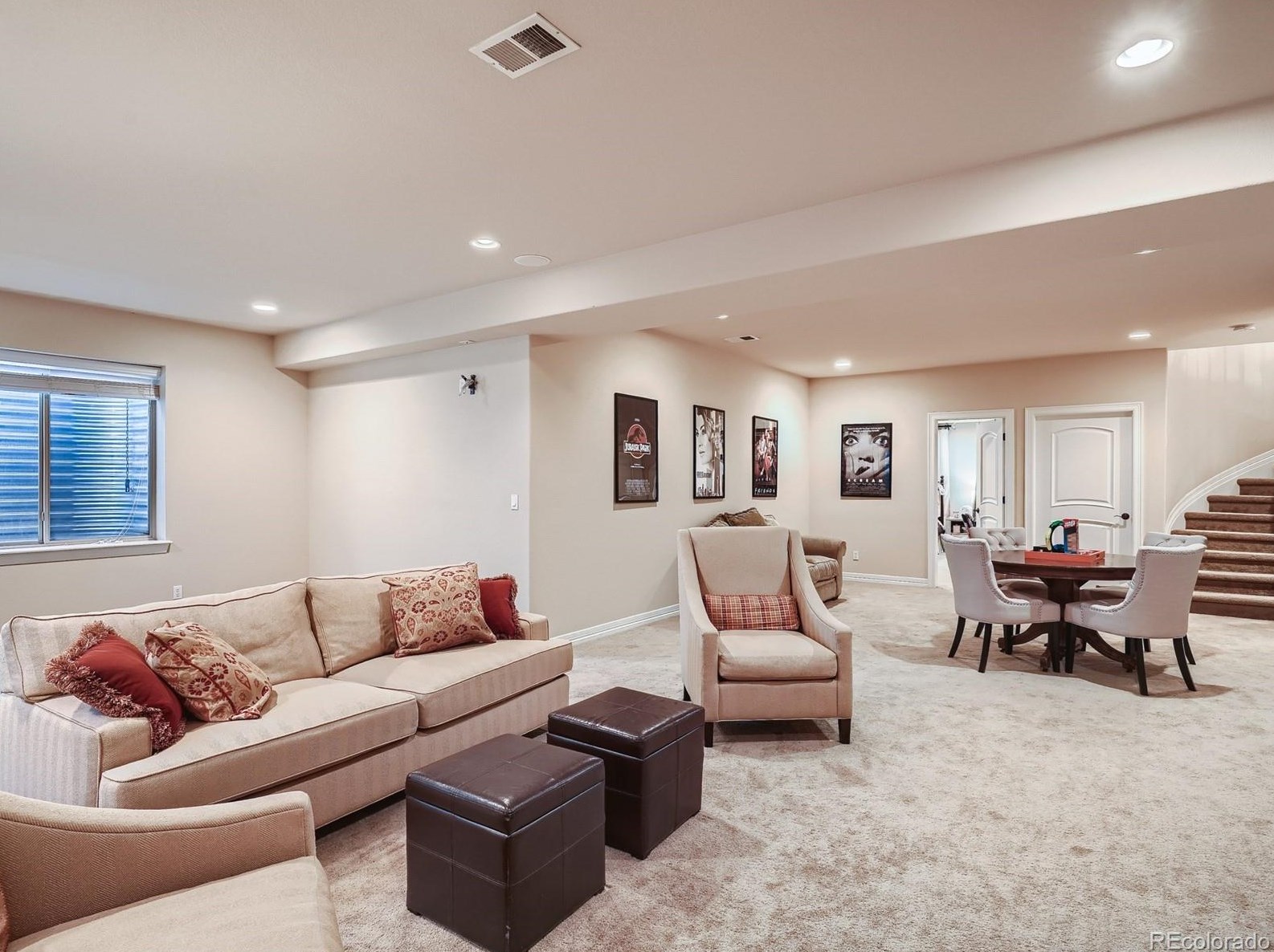 9670 Sunset Hill Dr, Littleton CO 80124-6719 exterior