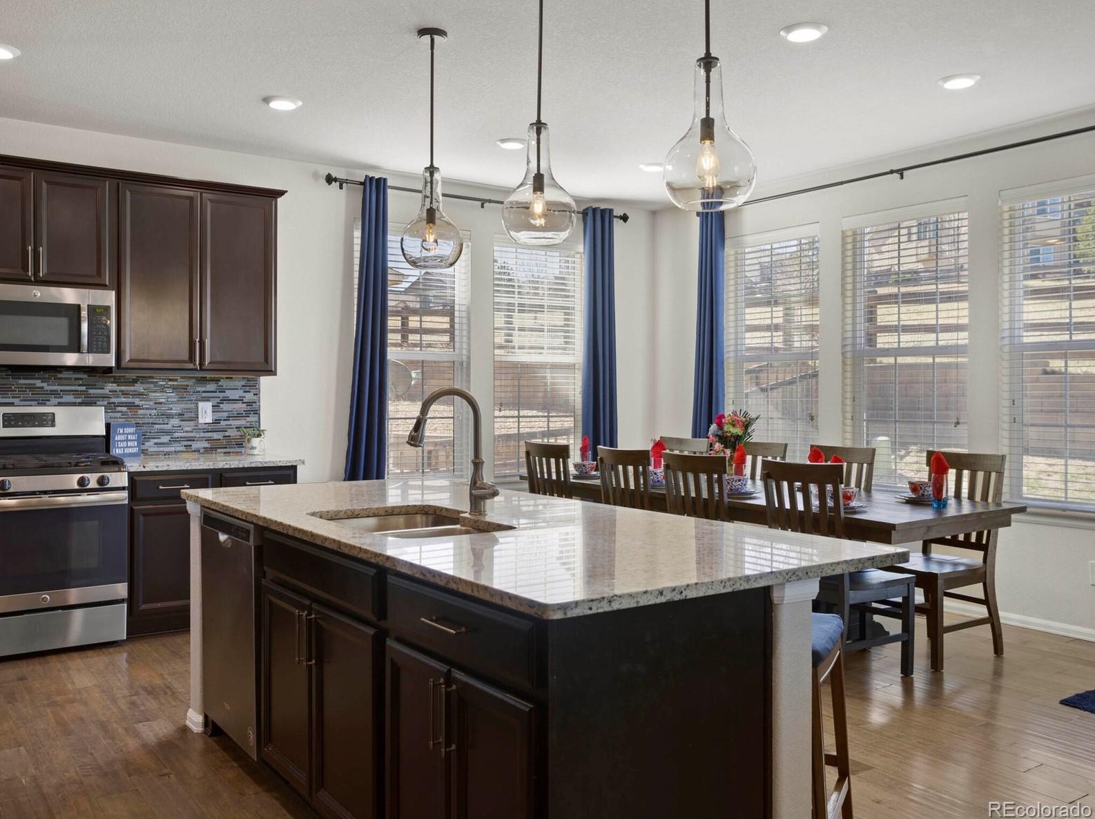 2584 Ambience Ln, Castle Rock CO  80109-3753 exterior