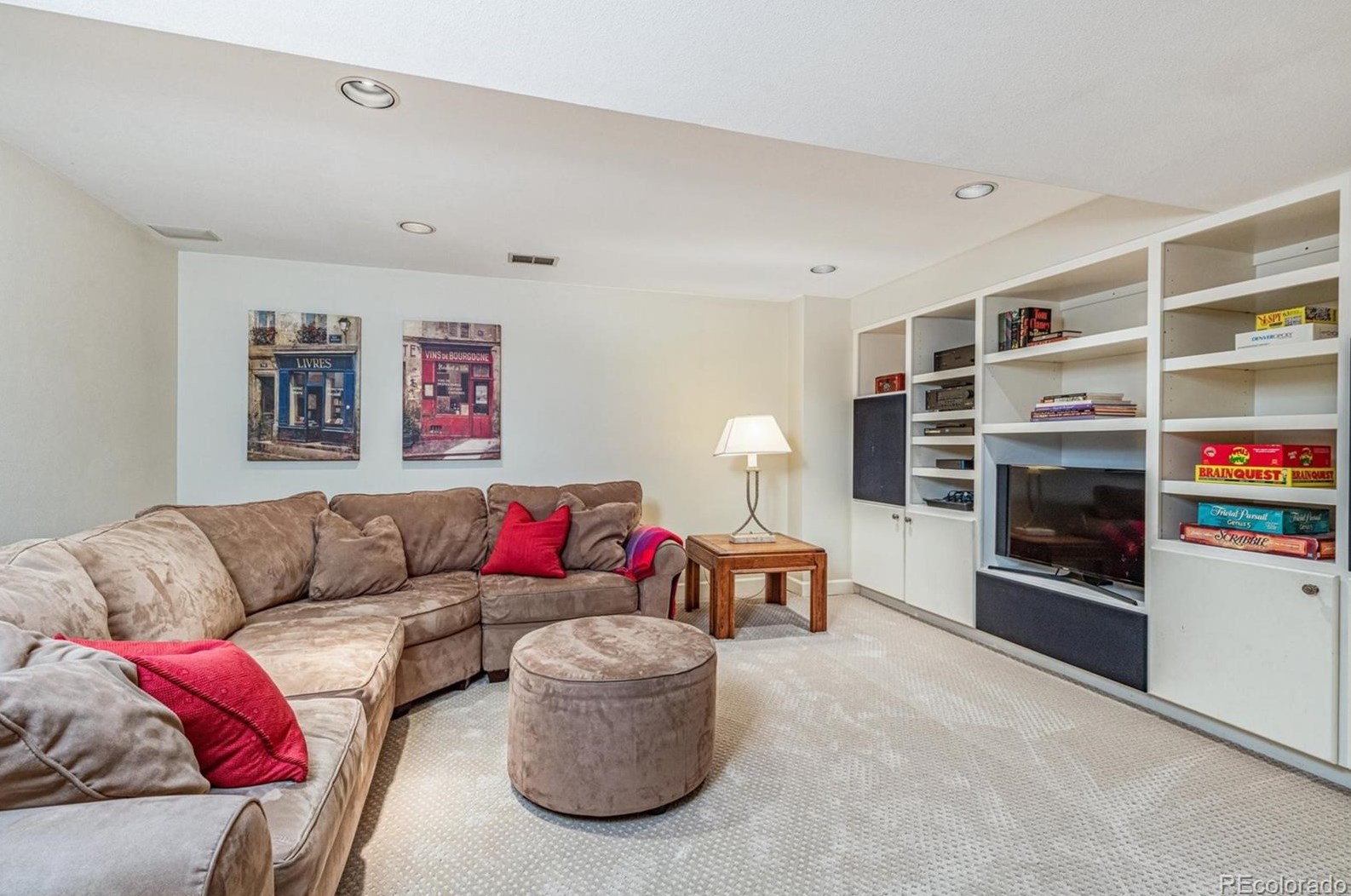 5698 Green Oaks Dr, Littleton CO 80121-1327 exterior