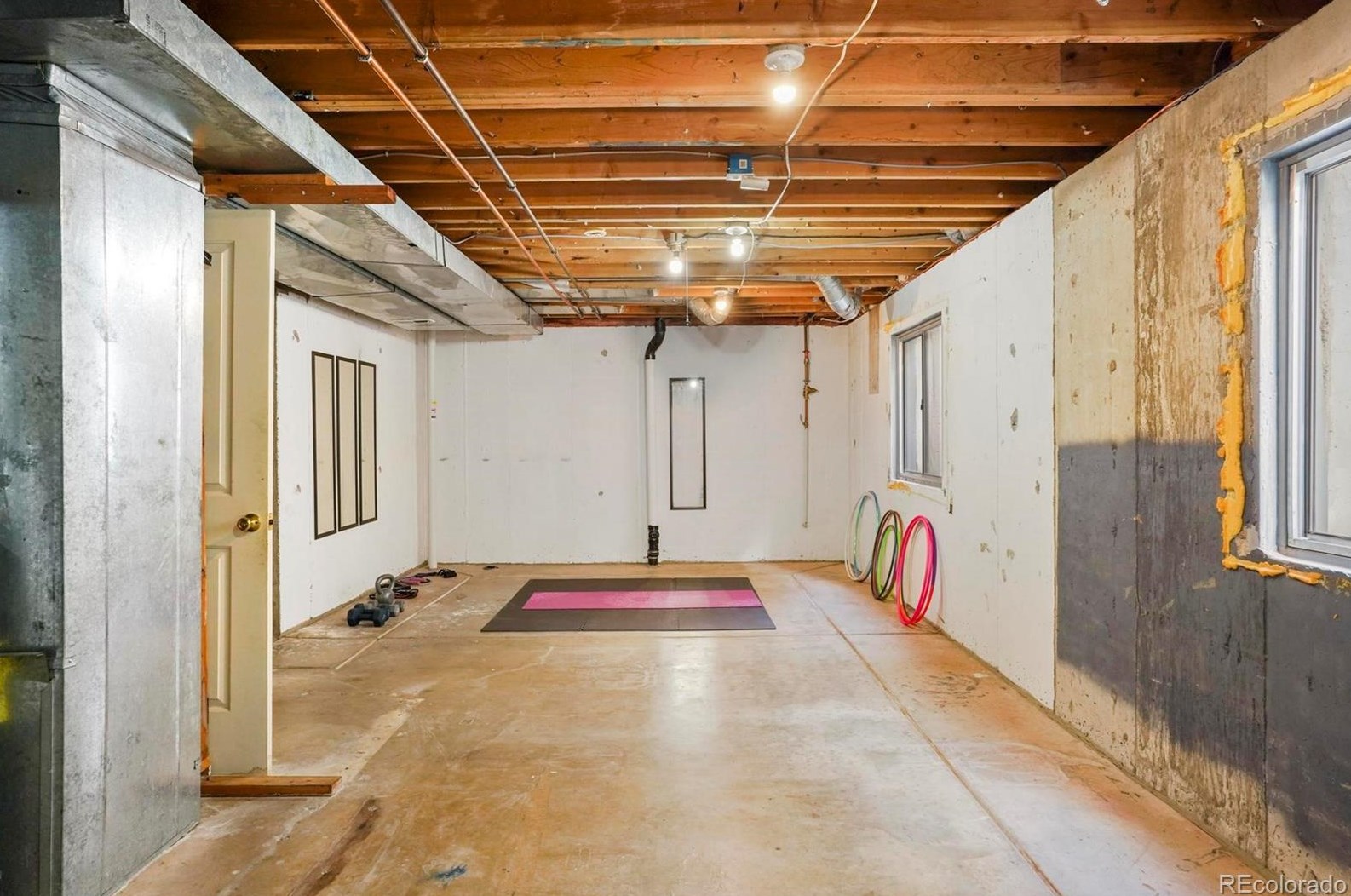 8526 Upham Way, Littleton CO  80128-6364 exterior