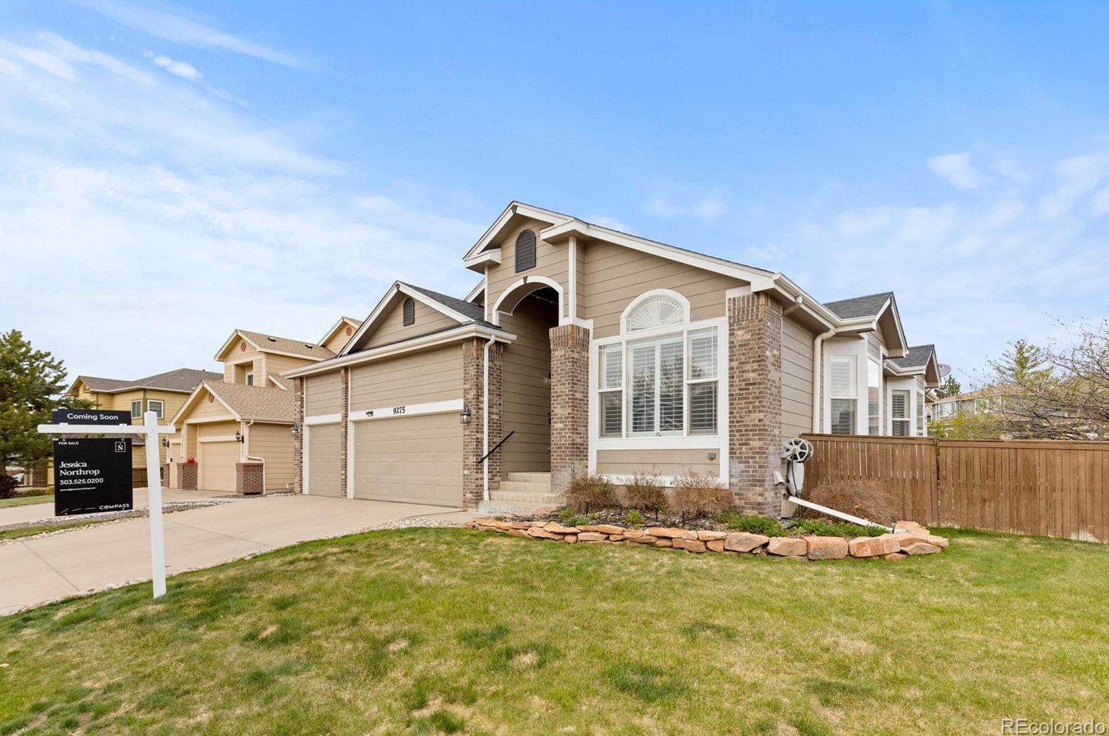 9275 Desert Willow Rd, Littleton CO  80129-5719 exterior