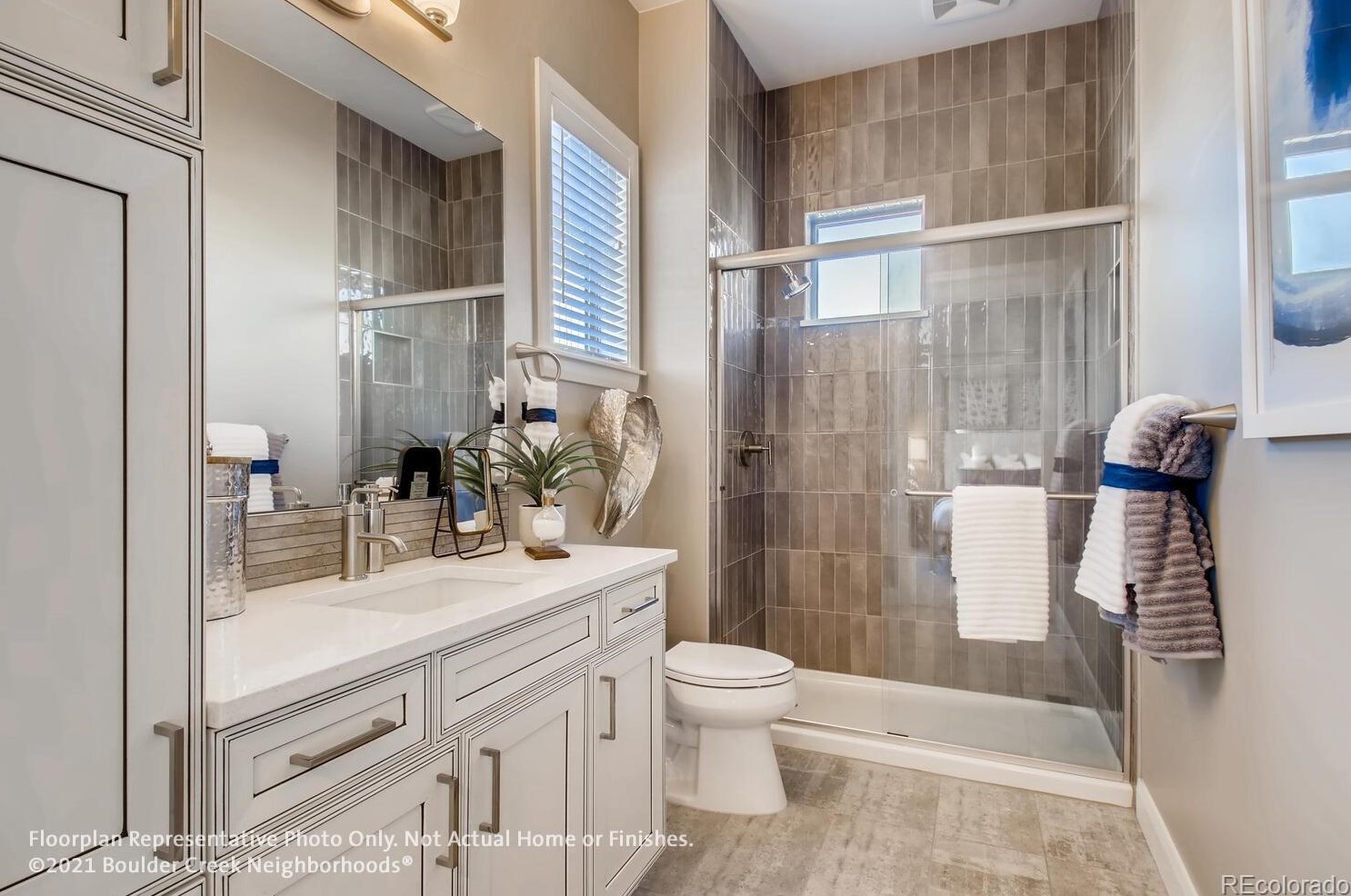 10232 Cooper Dr, Littleton CO 80127-4863 exterior