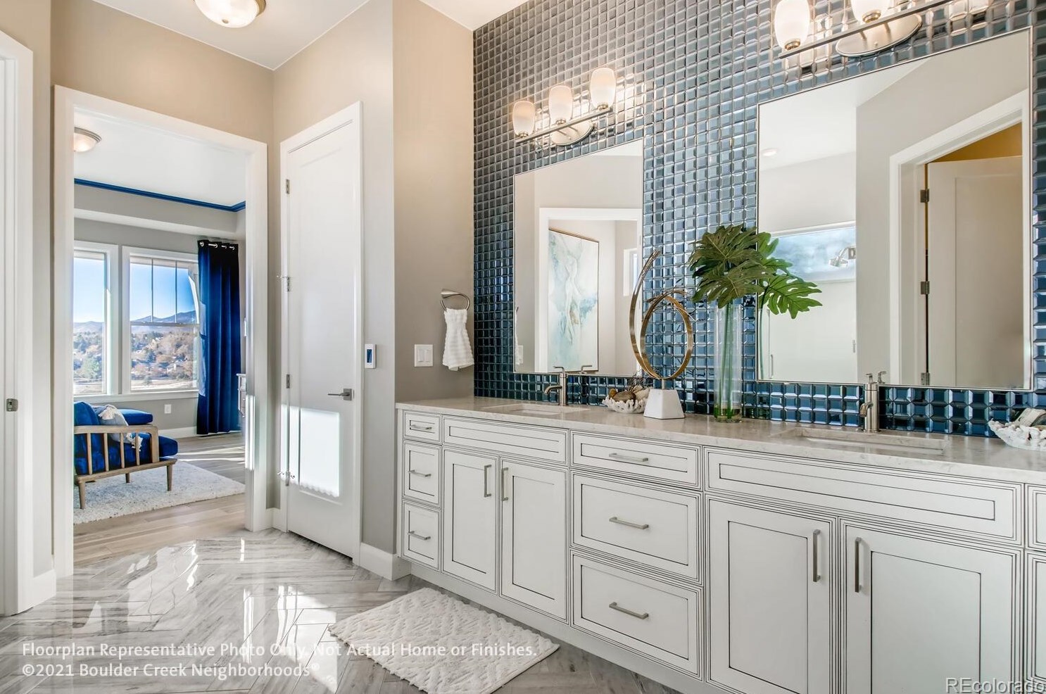 10232 Cooper Dr, Littleton CO 80127-4863 exterior