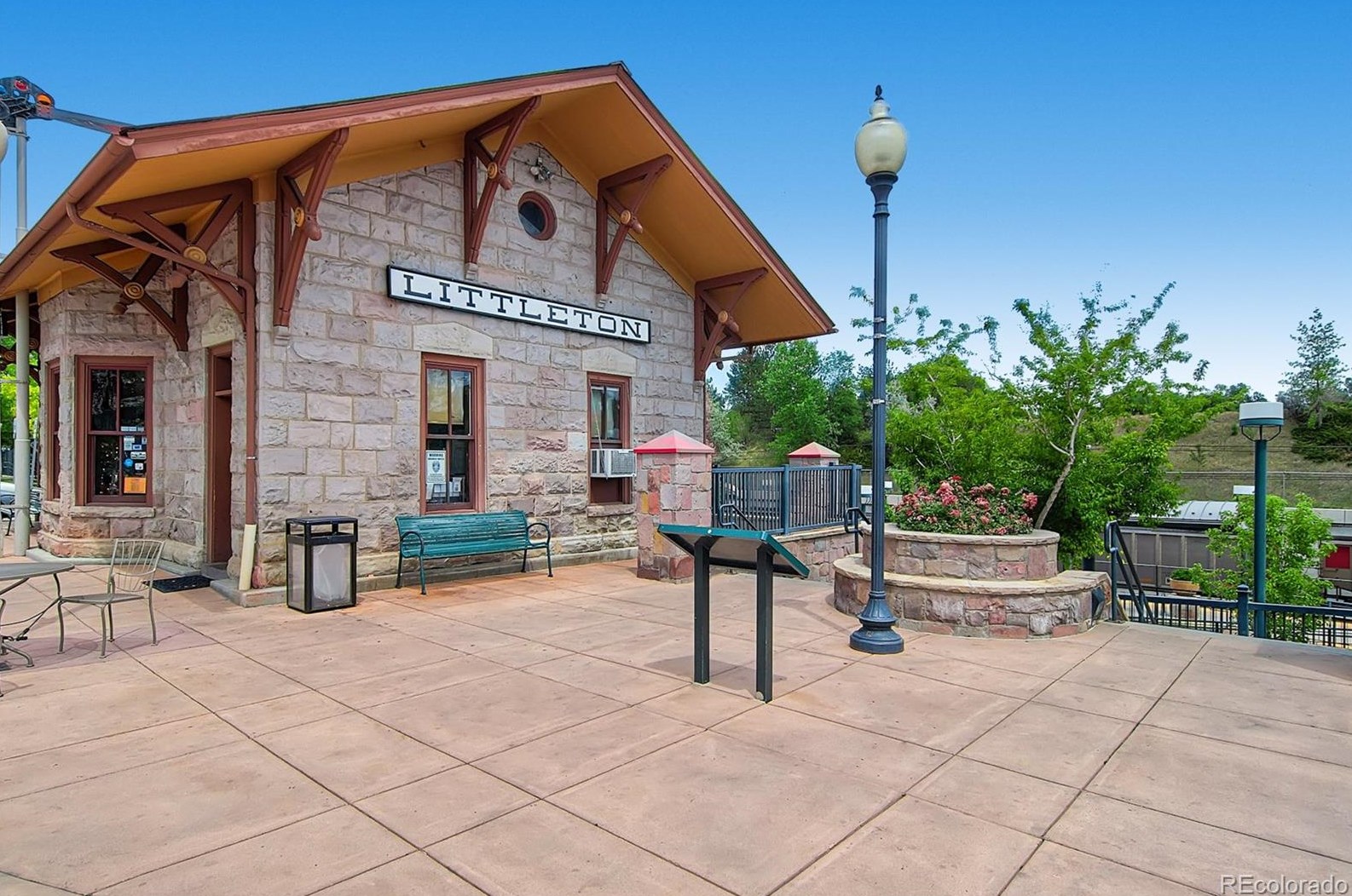 2850 Centennial Dr, Littleton CO  80123-8979 exterior