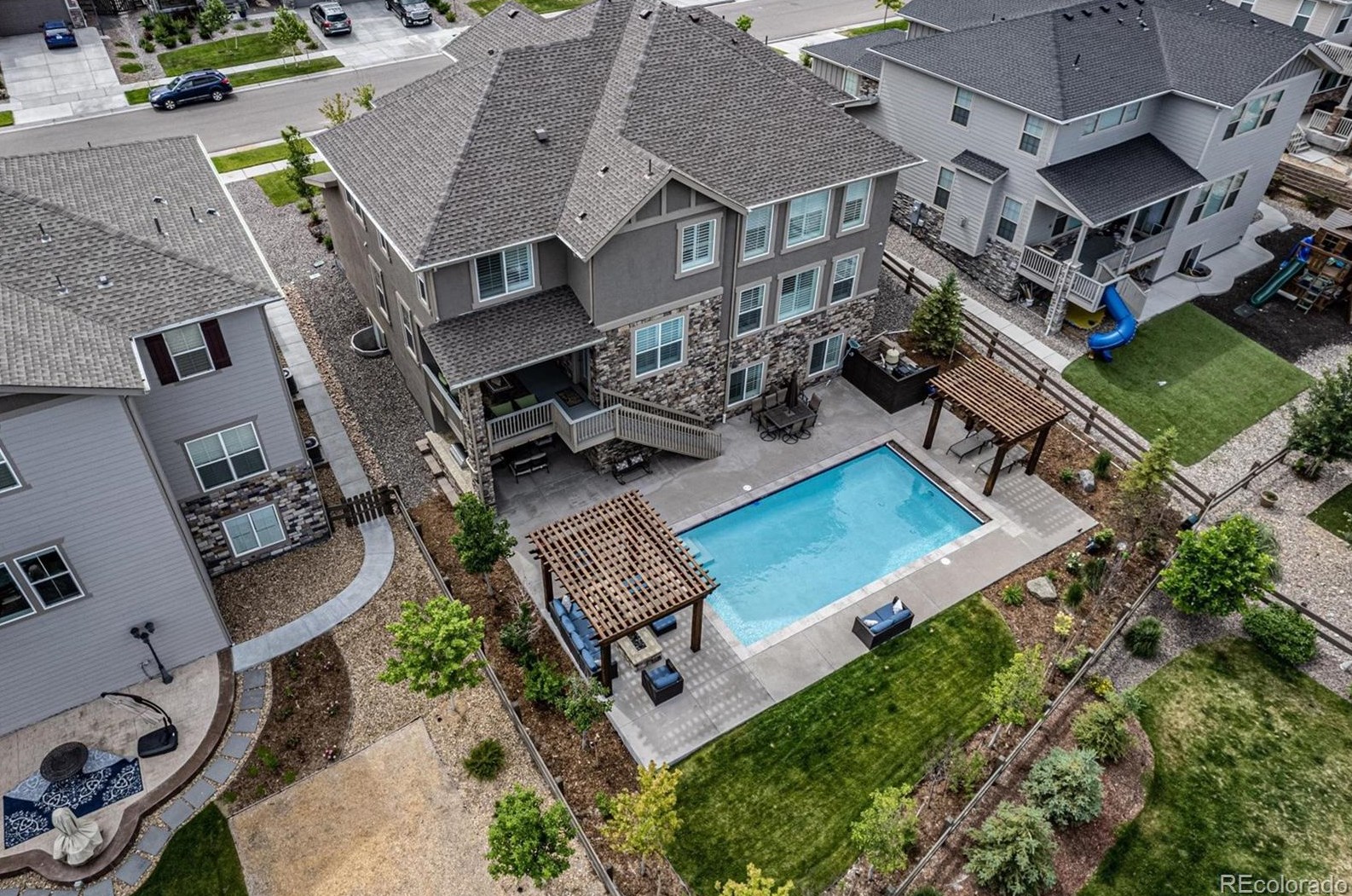 27553 Euclid Dr, Aurora CO 80016 exterior