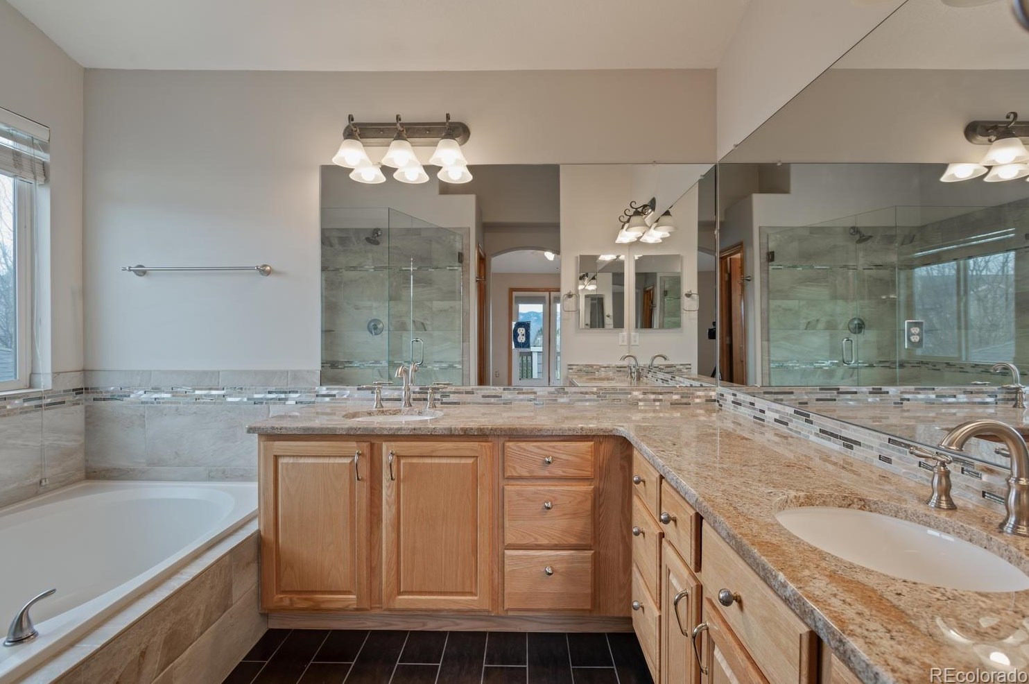 6466 Long Dr, Littleton CO  80123-5147 exterior