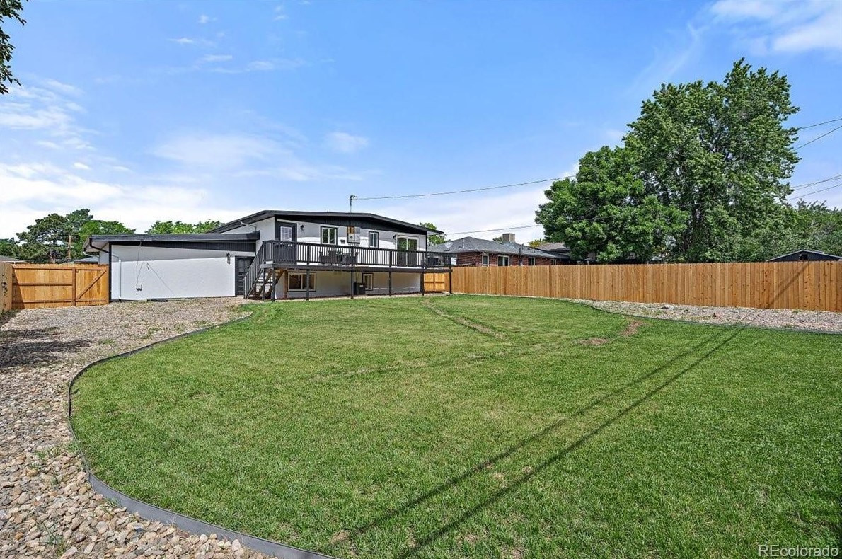 6060 Ames St, Arvada CO  80003-5214 exterior