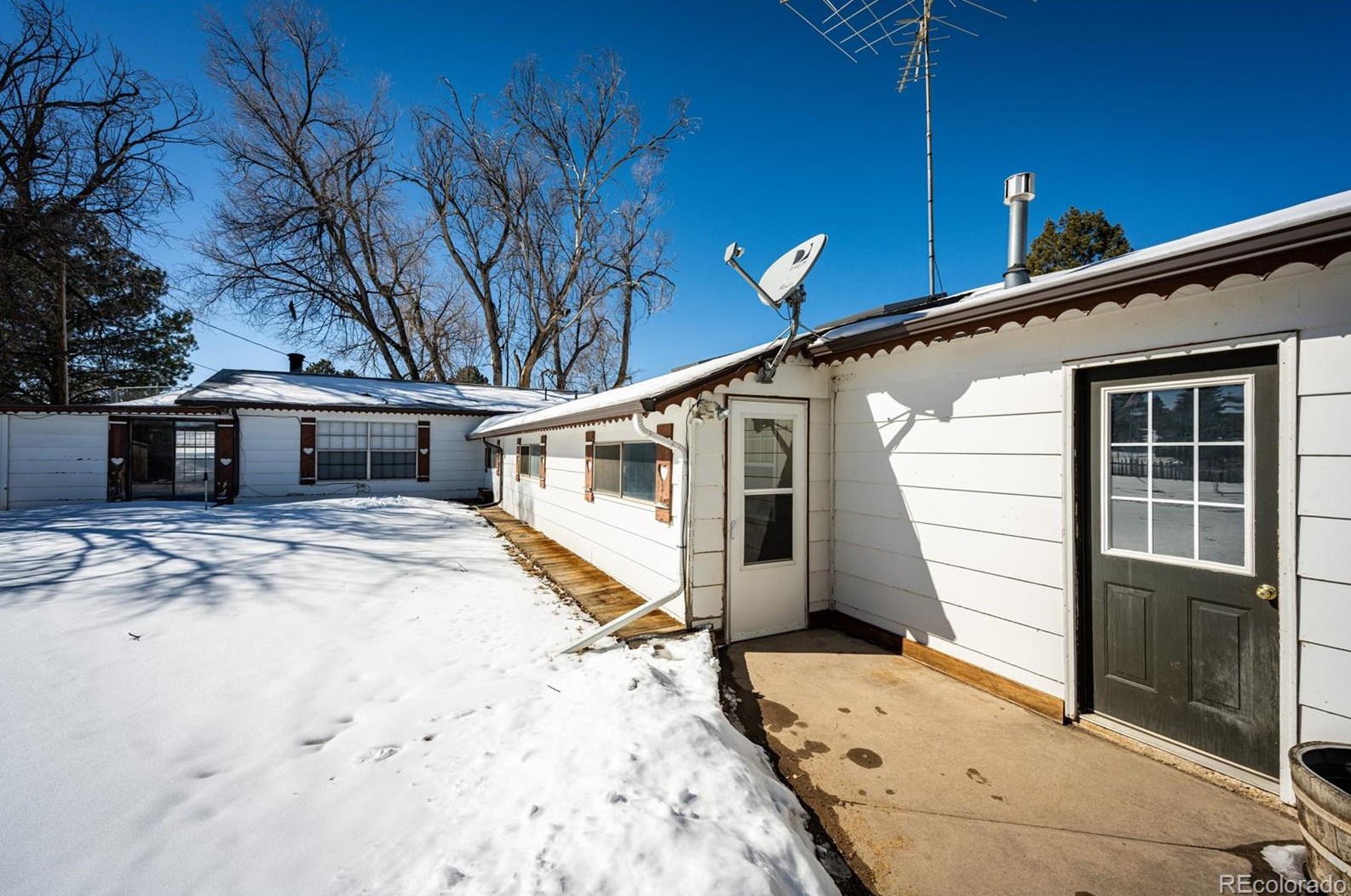 201 E Walnut St, Elizabeth, CO 80107
