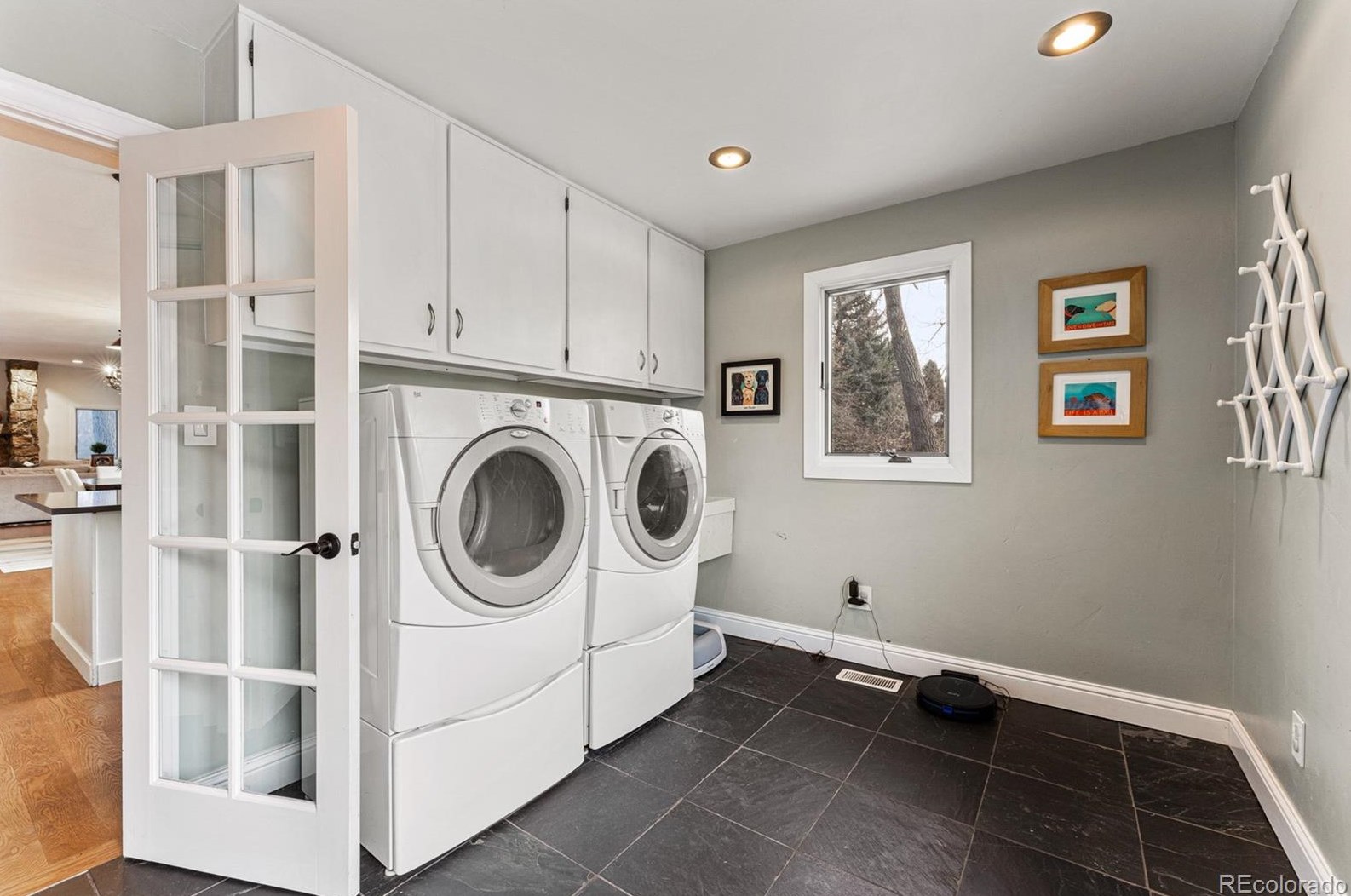 1498 Green Oaks Dr, Littleton CO 80121-1327 exterior