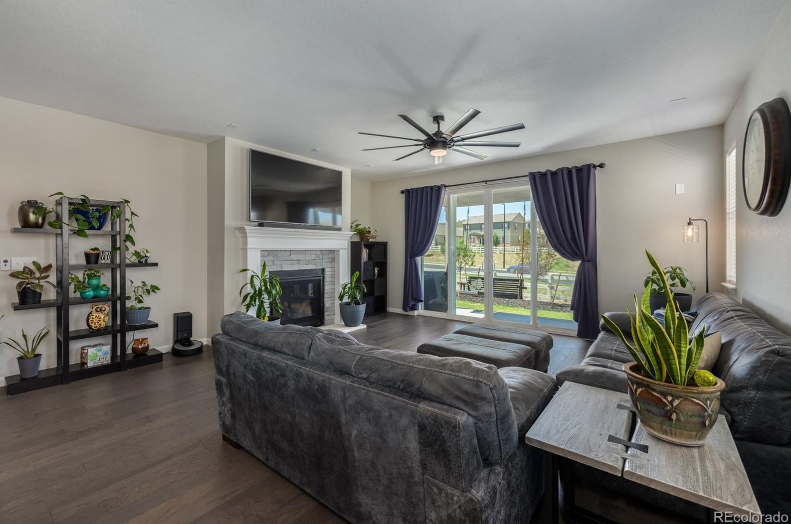 2547 Hillcroft Ln, Castle Rock CO  80104 exterior