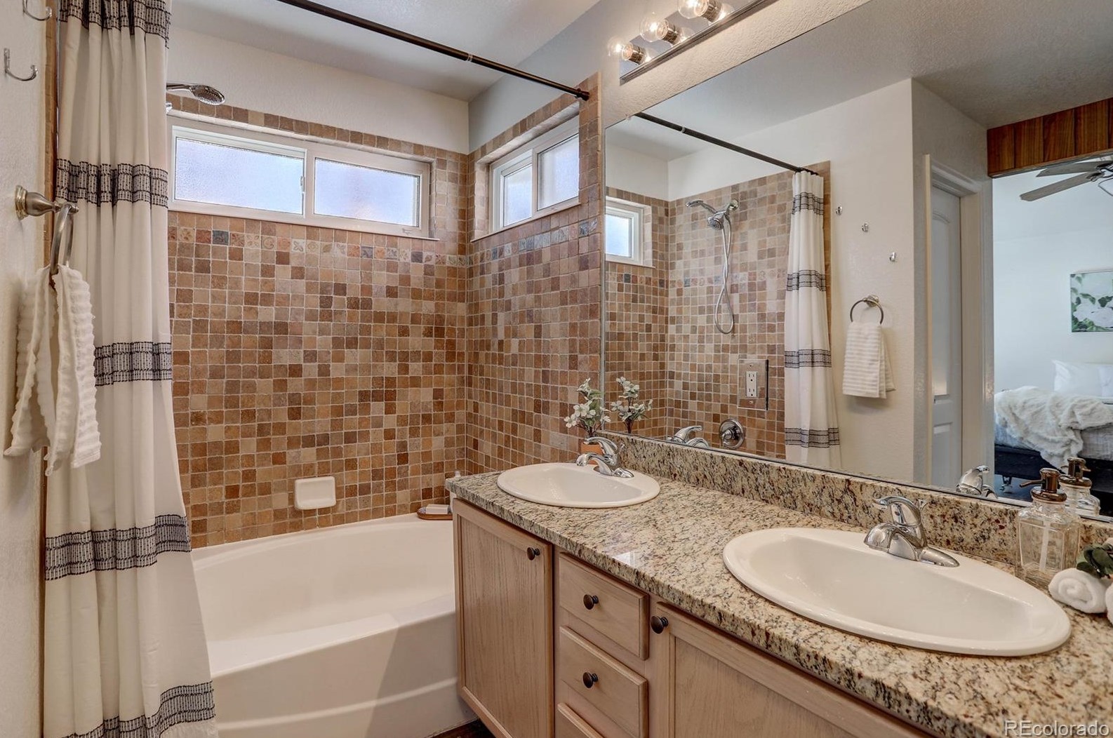 7667 Grizzly Ct, Littleton CO  80125-8414 exterior