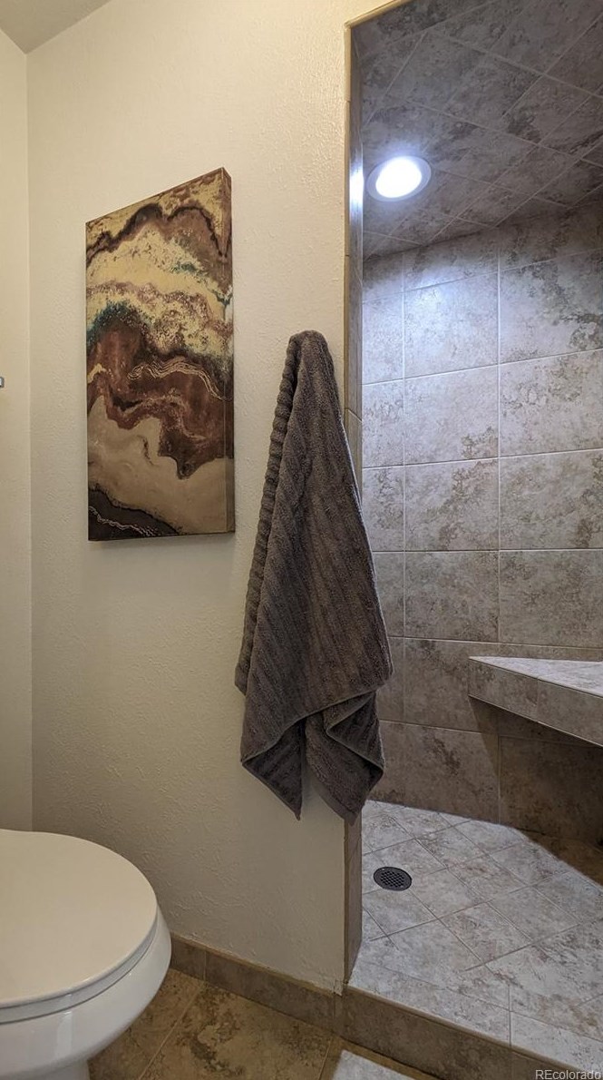 8137 Downing St, Littleton CO  80122-8306 exterior