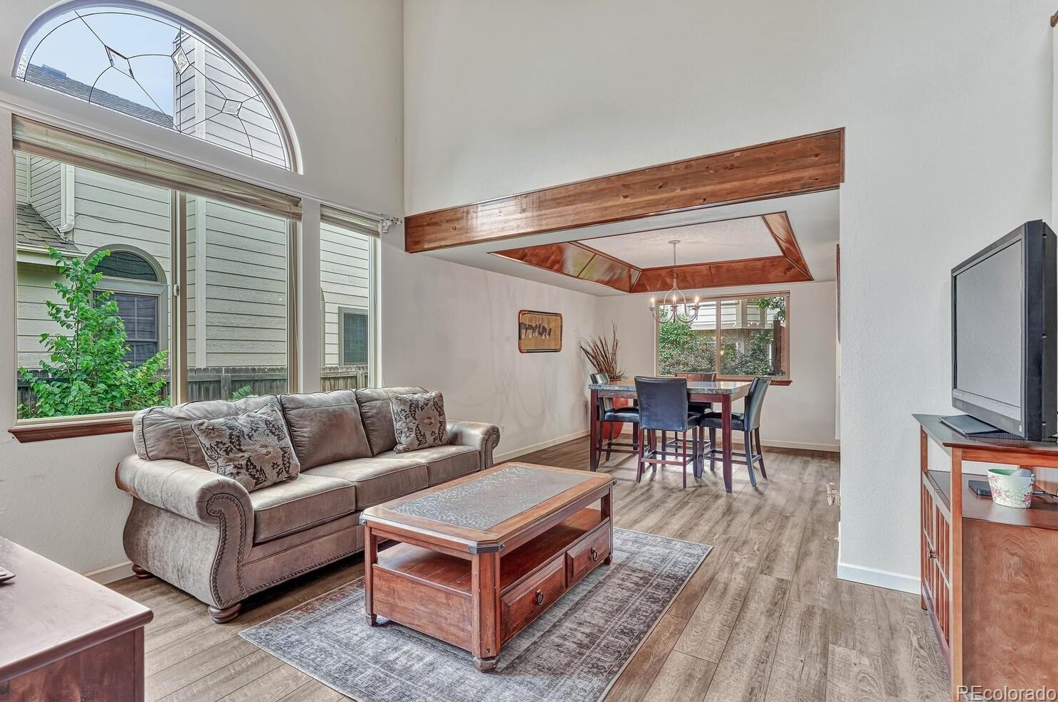 6832 Swadley Ct, Arvada CO  80004-2562 exterior