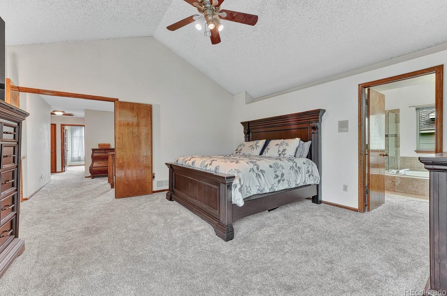 6832 Swadley Ct, Arvada CO  80004-2562 exterior