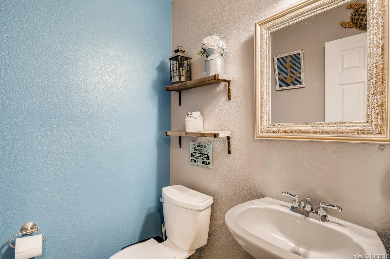 9369 Wolfe St, Littleton CO 80129-5766 exterior