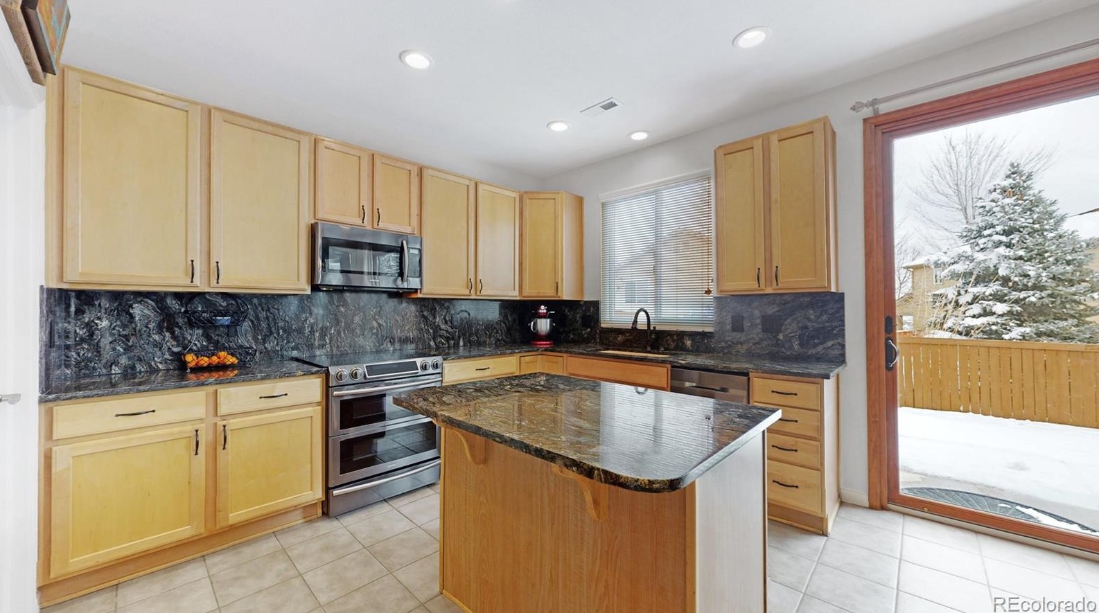 4972 Zephyr St, Littleton CO 80128-6929 exterior