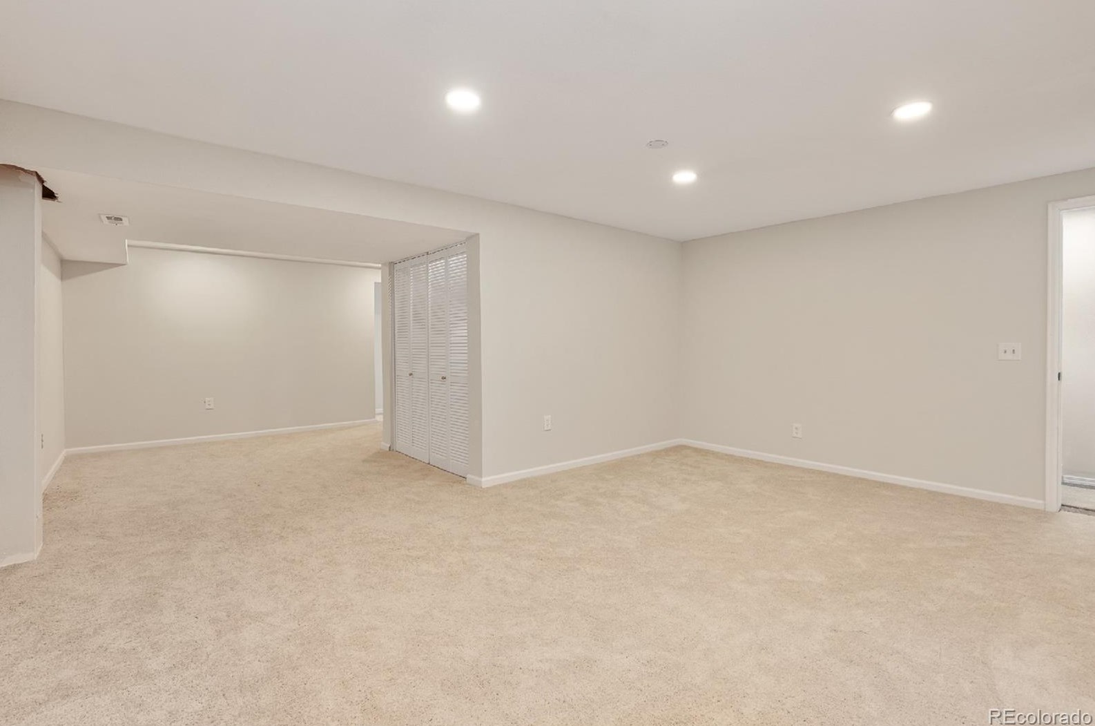 7544 Cove Cir, Littleton CO 80122-3360 exterior