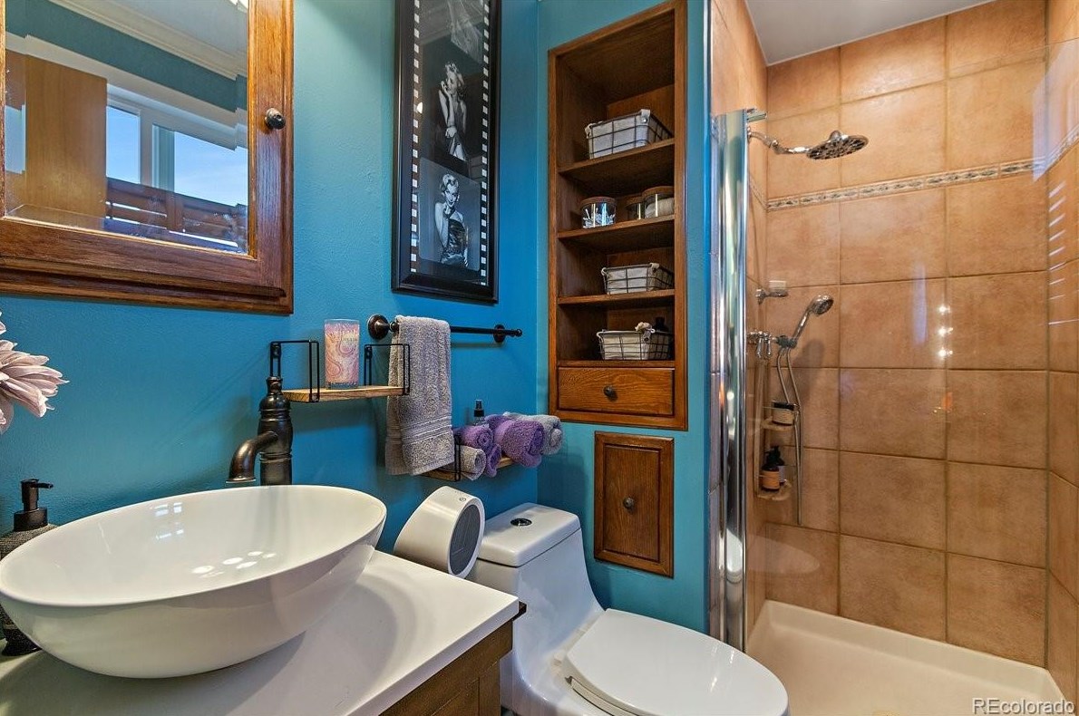 6534 Garland Way, Littleton CO 80123-3122 exterior