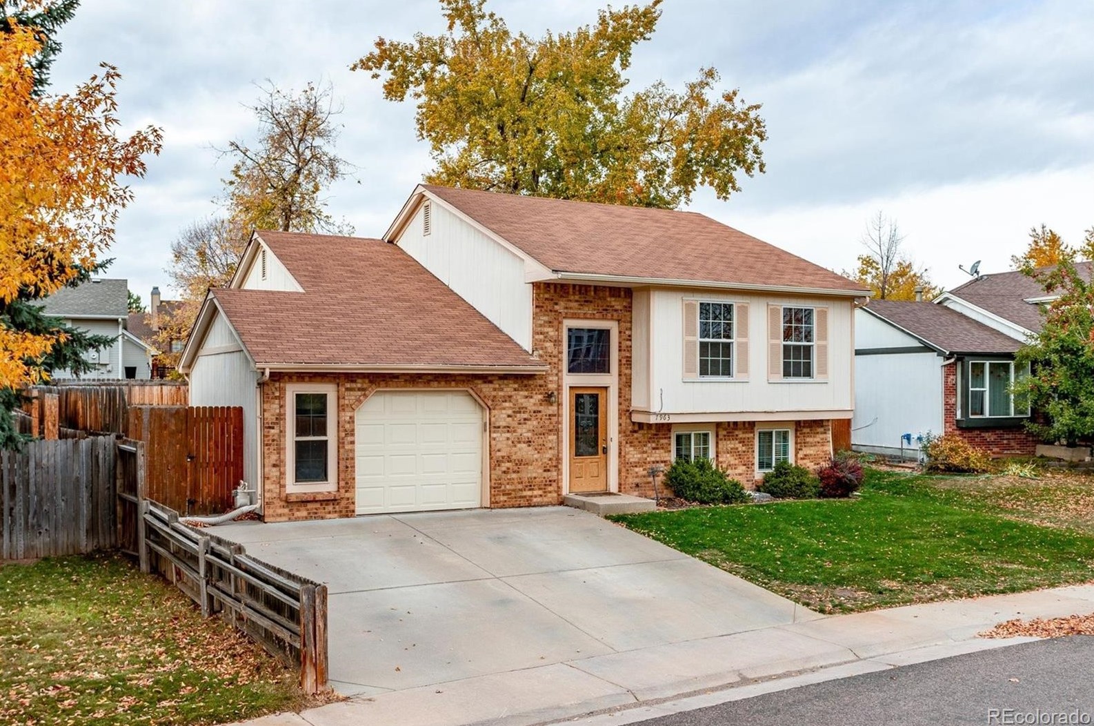 7963 Garrison Way, Littleton, CO 80128-5166