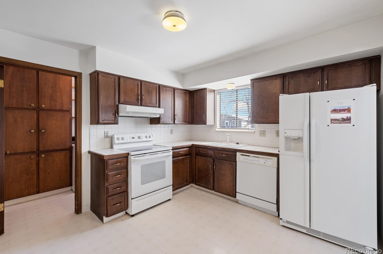 7962 Lamar Ct, Littleton, CO 80128-5852