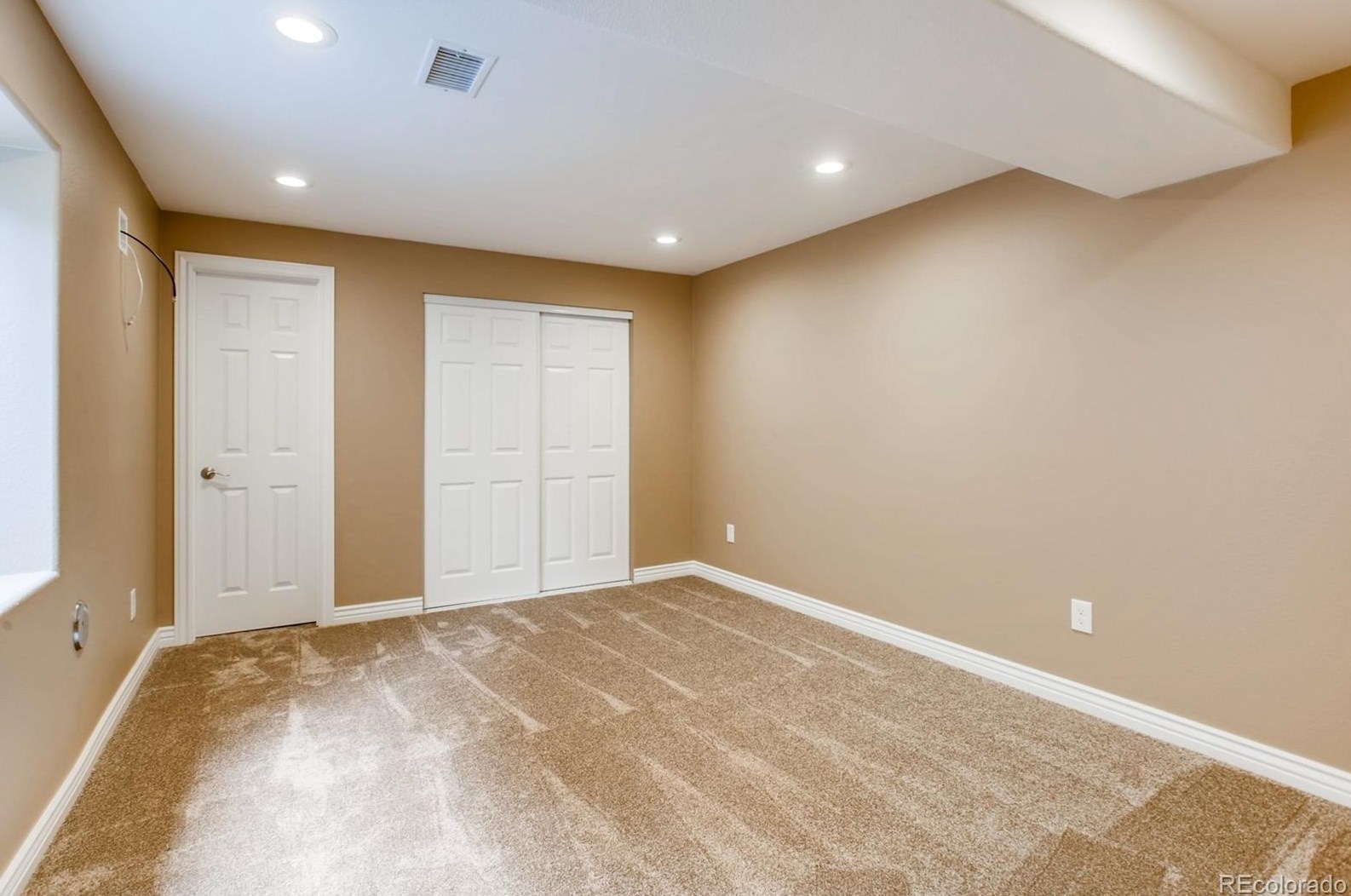 3077 Fox Sedge Ln, Littleton CO 80126-7591 exterior