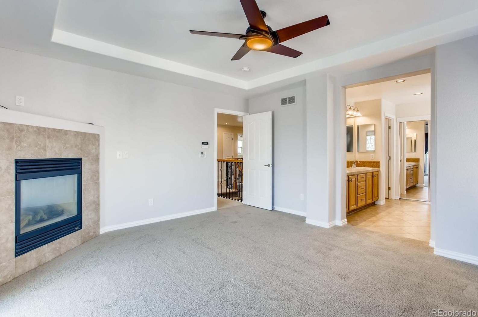 3077 Fox Sedge Ln, Littleton CO 80126-7591 exterior