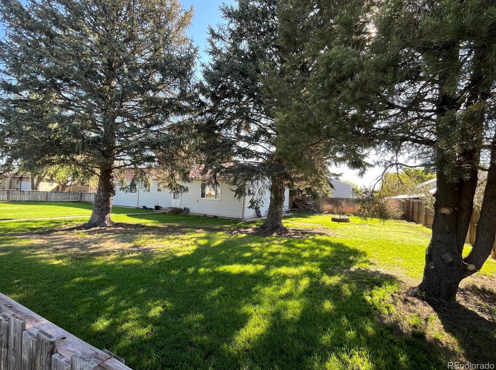 570 8th St, Burlington, CO 80807