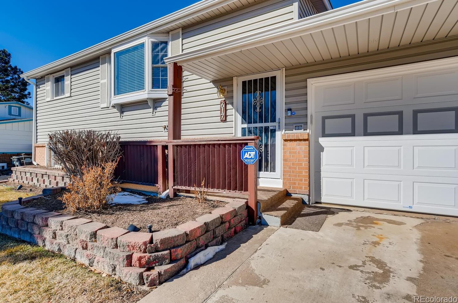 617 Catalina Dr, Colorado Springs, CO 80906-5104