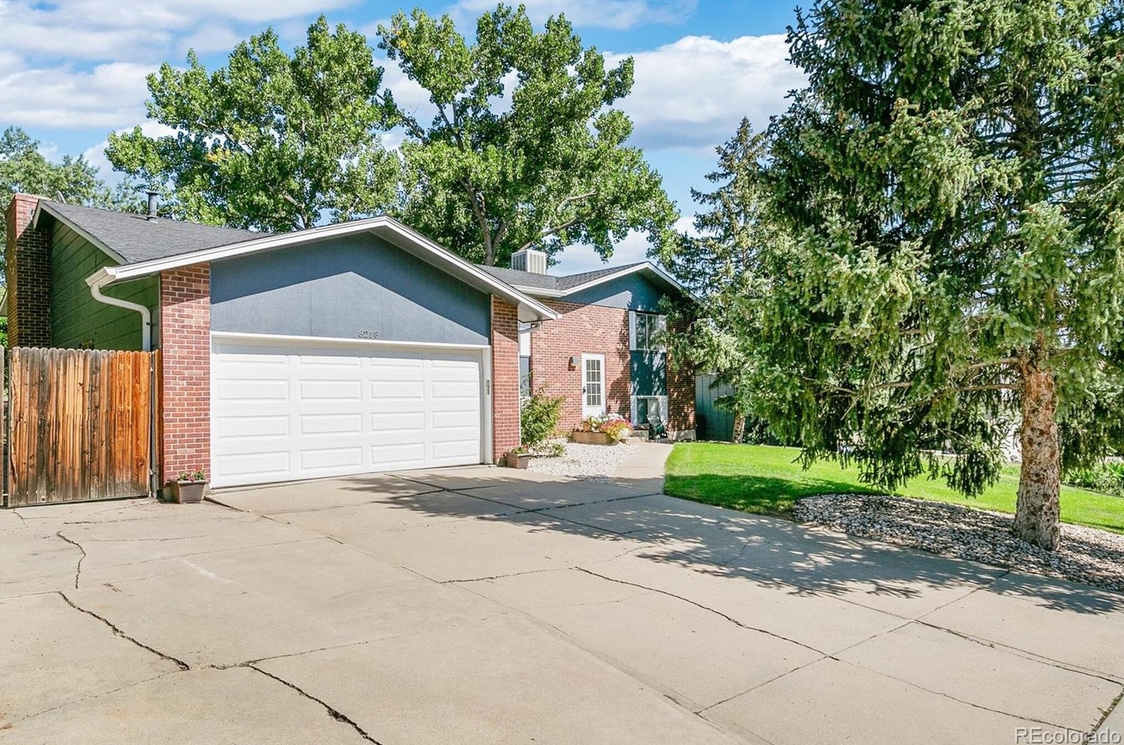 8218 Estes Ct, Arvada, CO 80005-2434