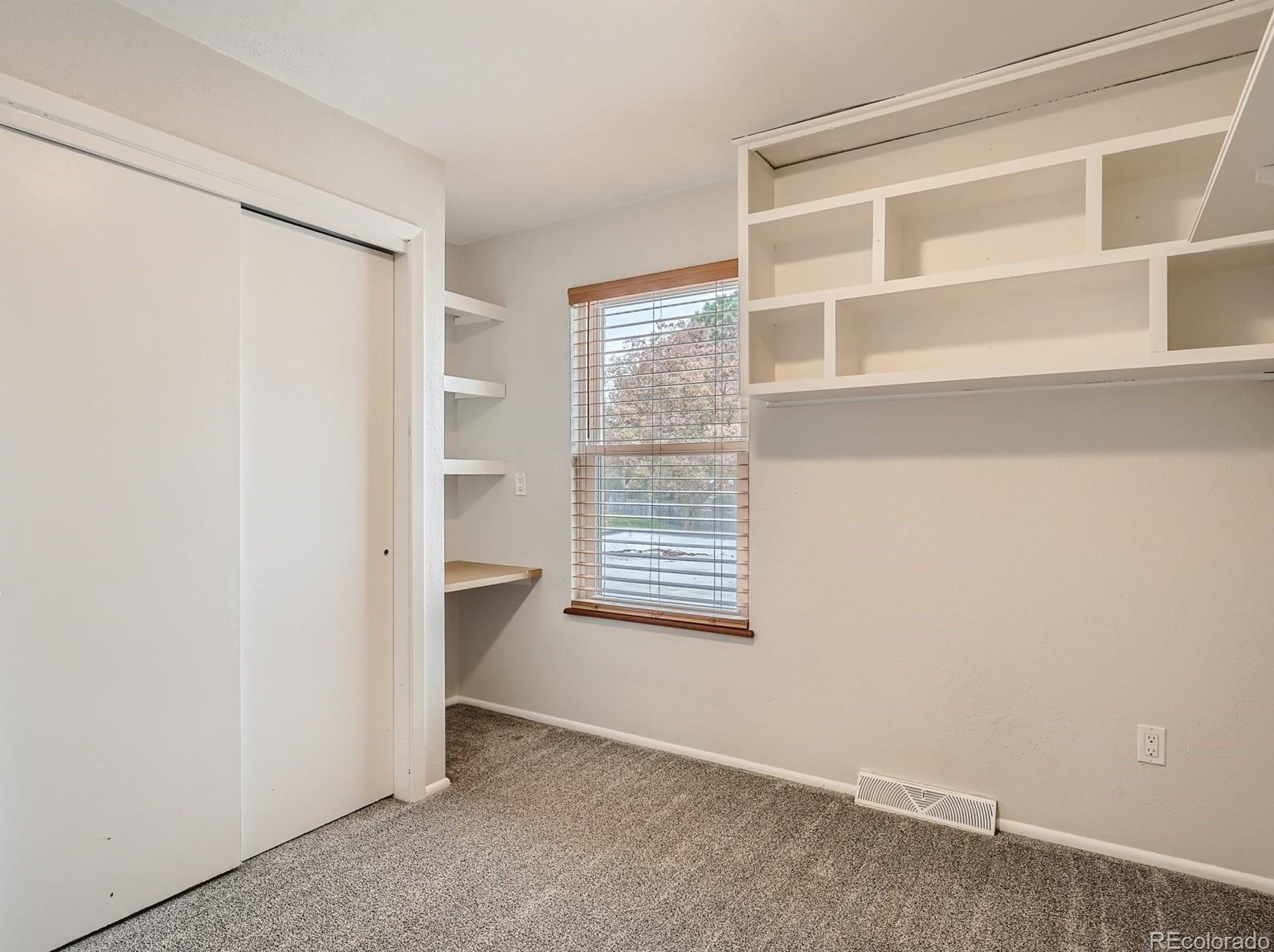 6461 Welch Ct, Arvada CO  80004-2204 exterior