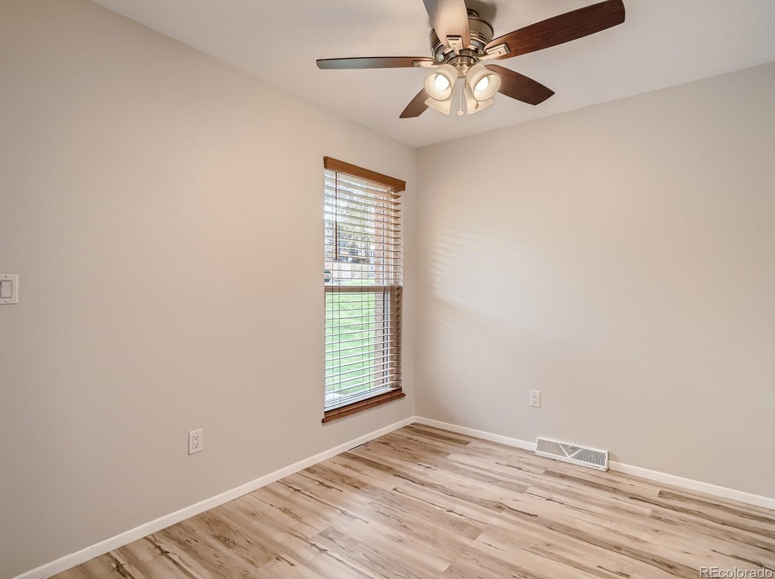 6461 Welch Ct, Arvada CO  80004-2204 exterior