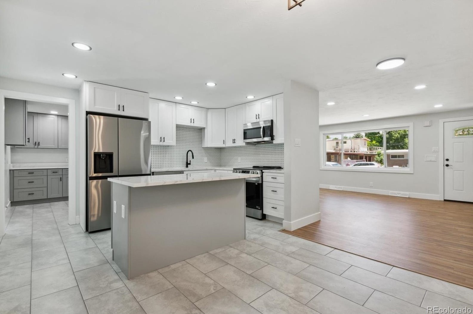 5933 Estes Ct, Arvada CO  80004-5447 exterior