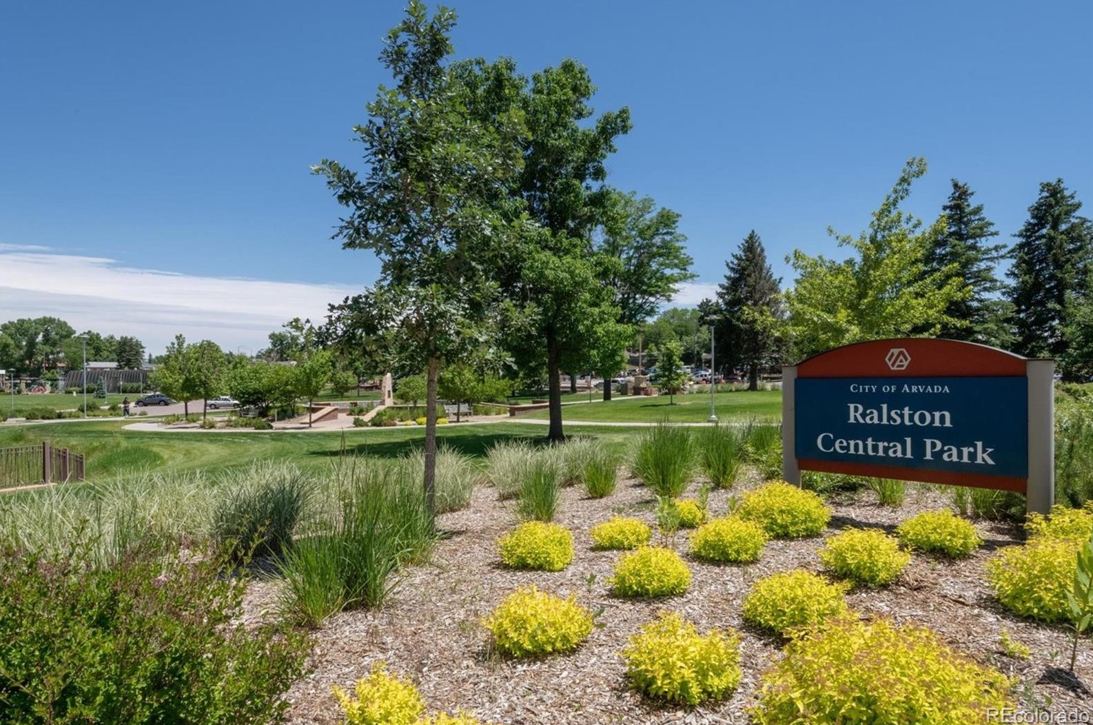 5933 Estes Ct, Arvada CO  80004-5447 exterior