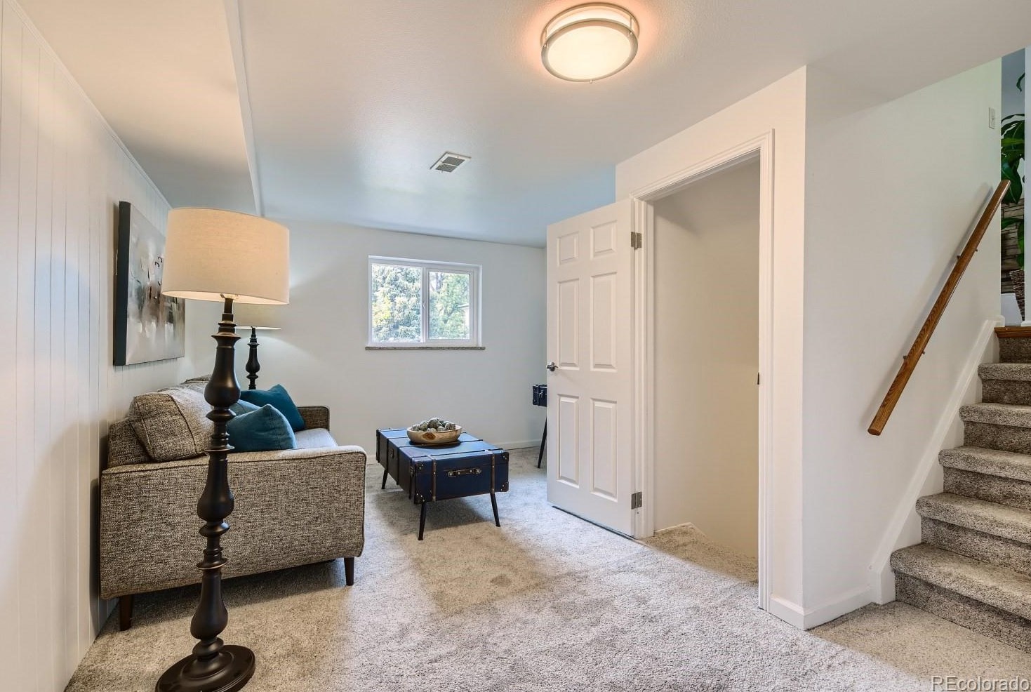 3361 Maplewood Ave, Littleton CO 80121-2823 exterior